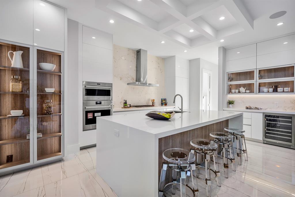 BOCA VILLAS - Residential