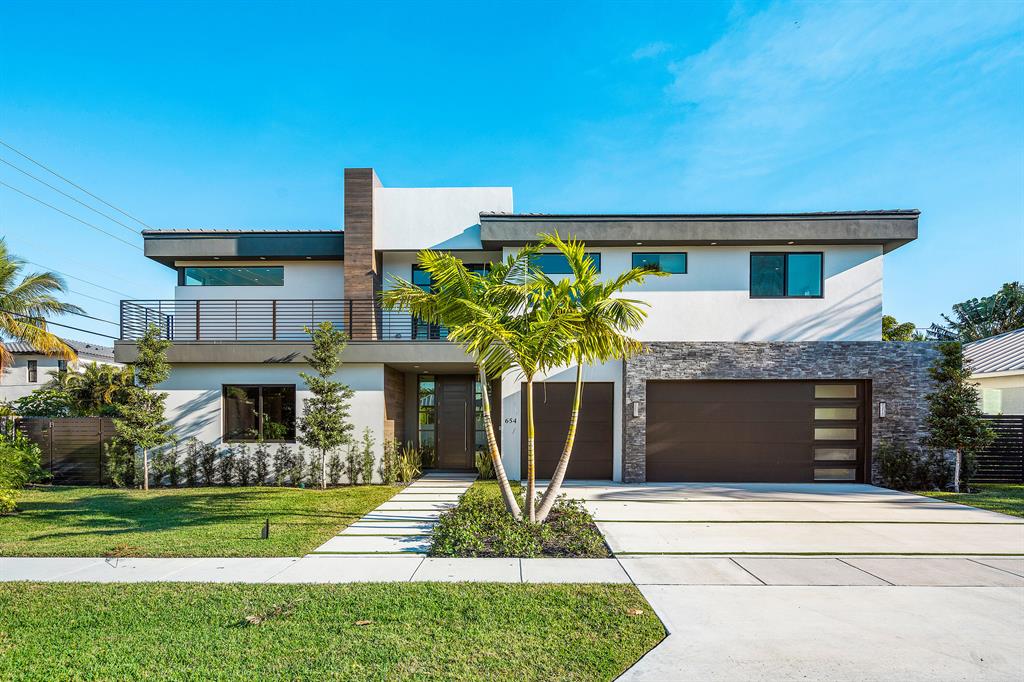 BOCA VILLAS - Residential