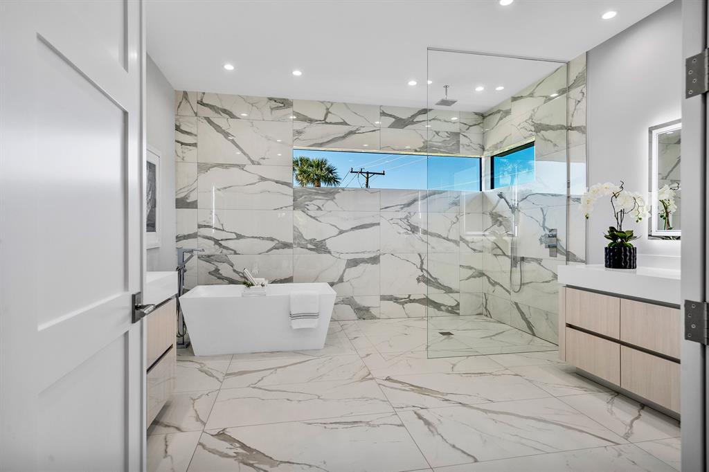 BOCA VILLAS - Residential