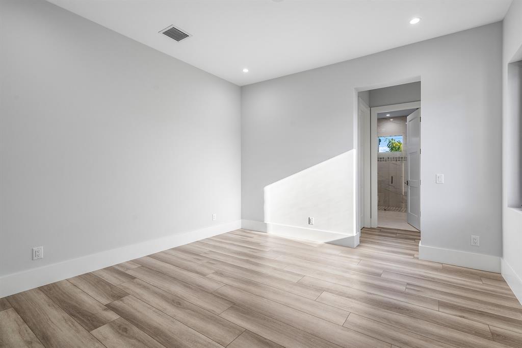 BOCA VILLAS - Residential