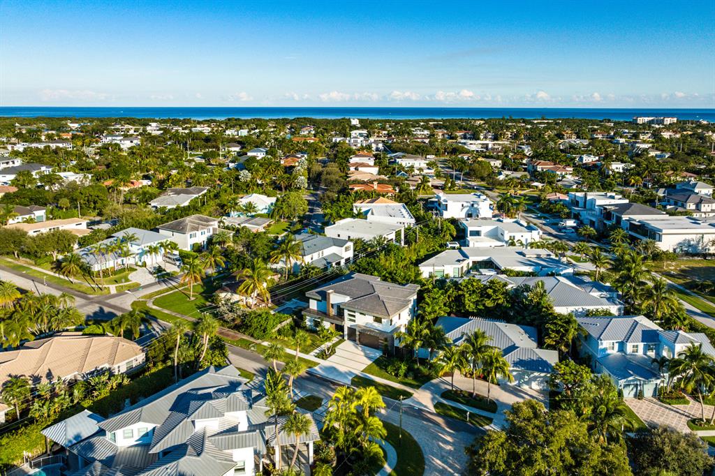 BOCA VILLAS - Residential