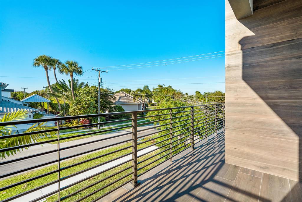 BOCA VILLAS - Residential