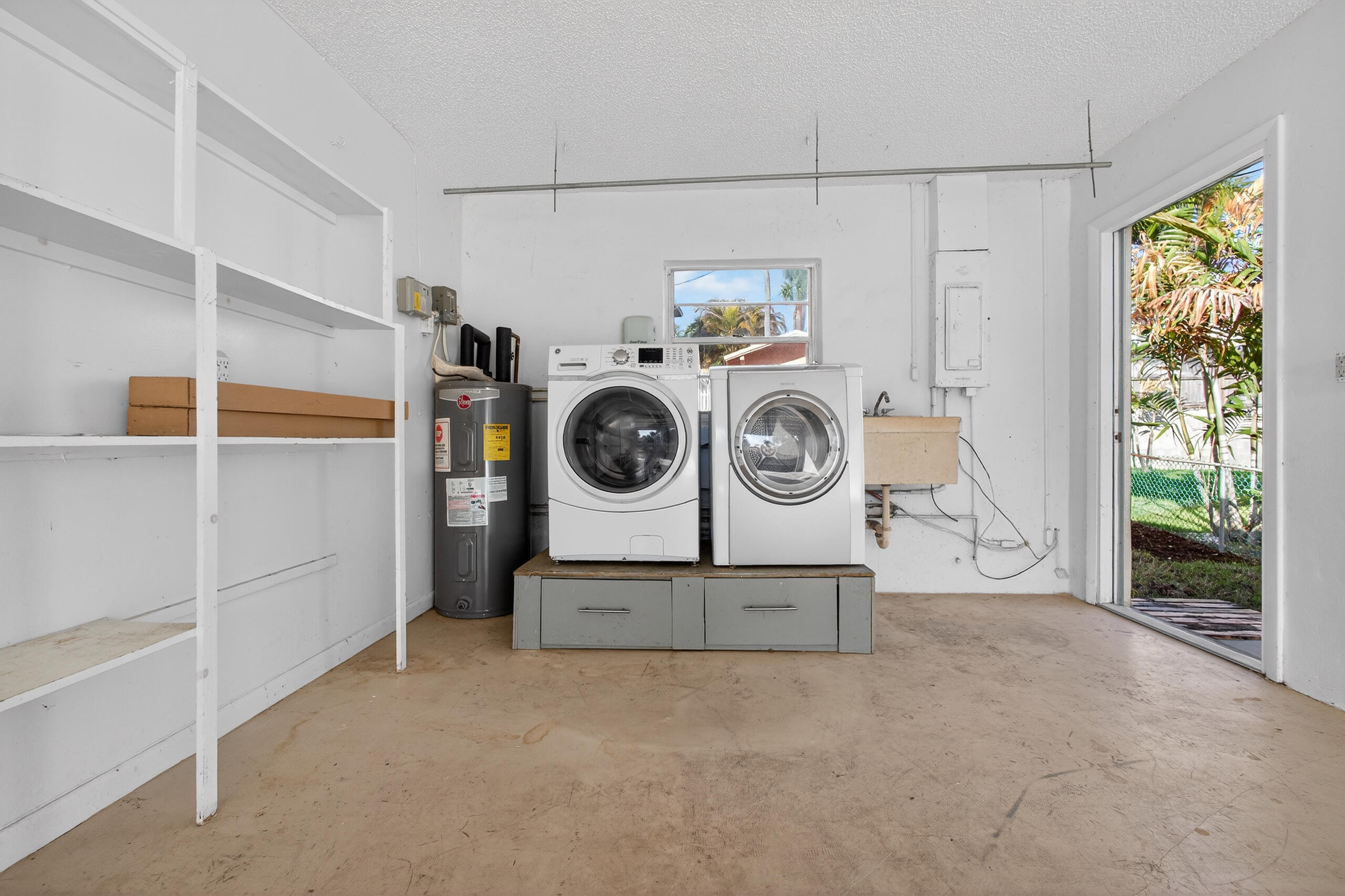 SOUTH JENSEN HEIGHTS - Residential