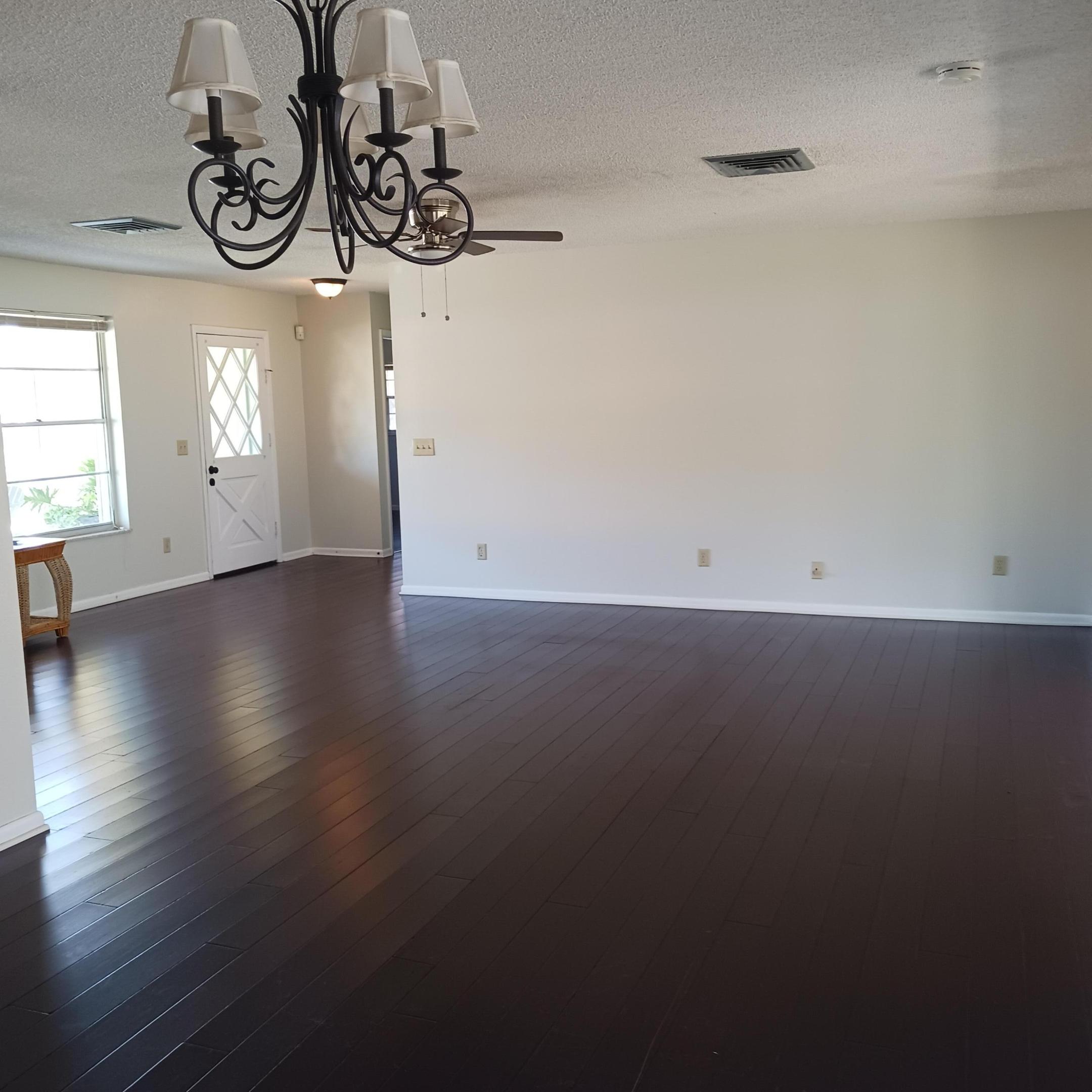 SOUTH JENSEN HEIGHTS - Residential