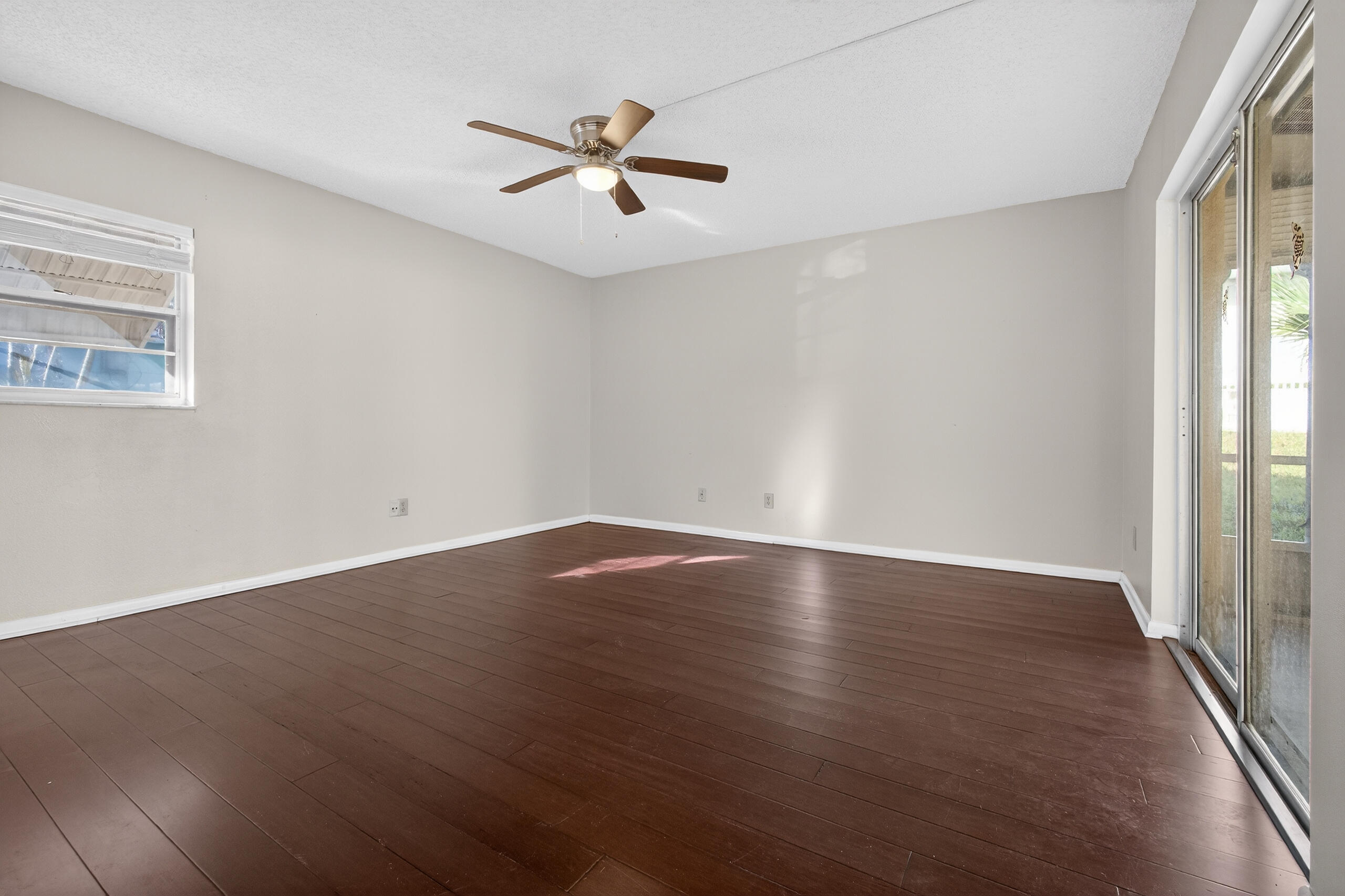 SOUTH JENSEN HEIGHTS - Residential