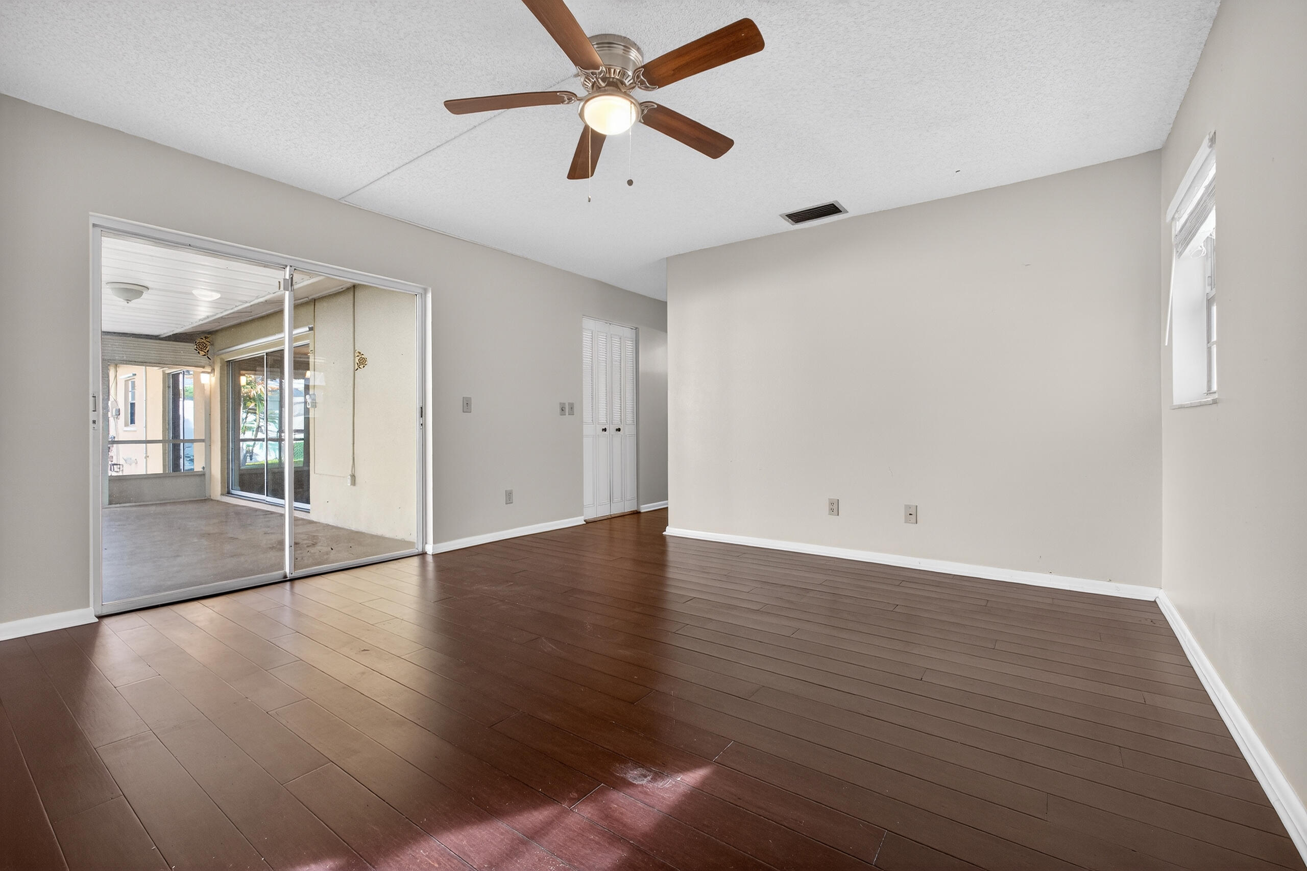 SOUTH JENSEN HEIGHTS - Residential