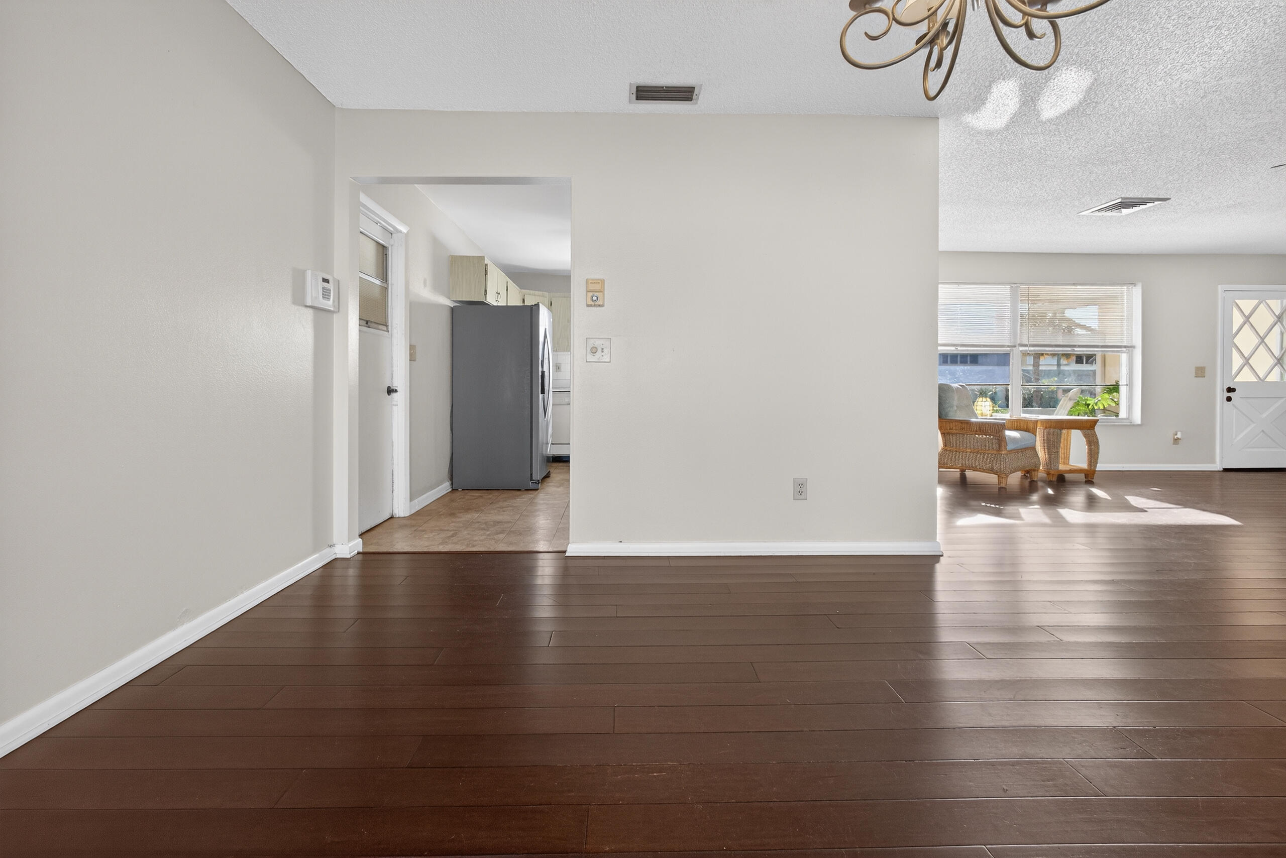 SOUTH JENSEN HEIGHTS - Residential