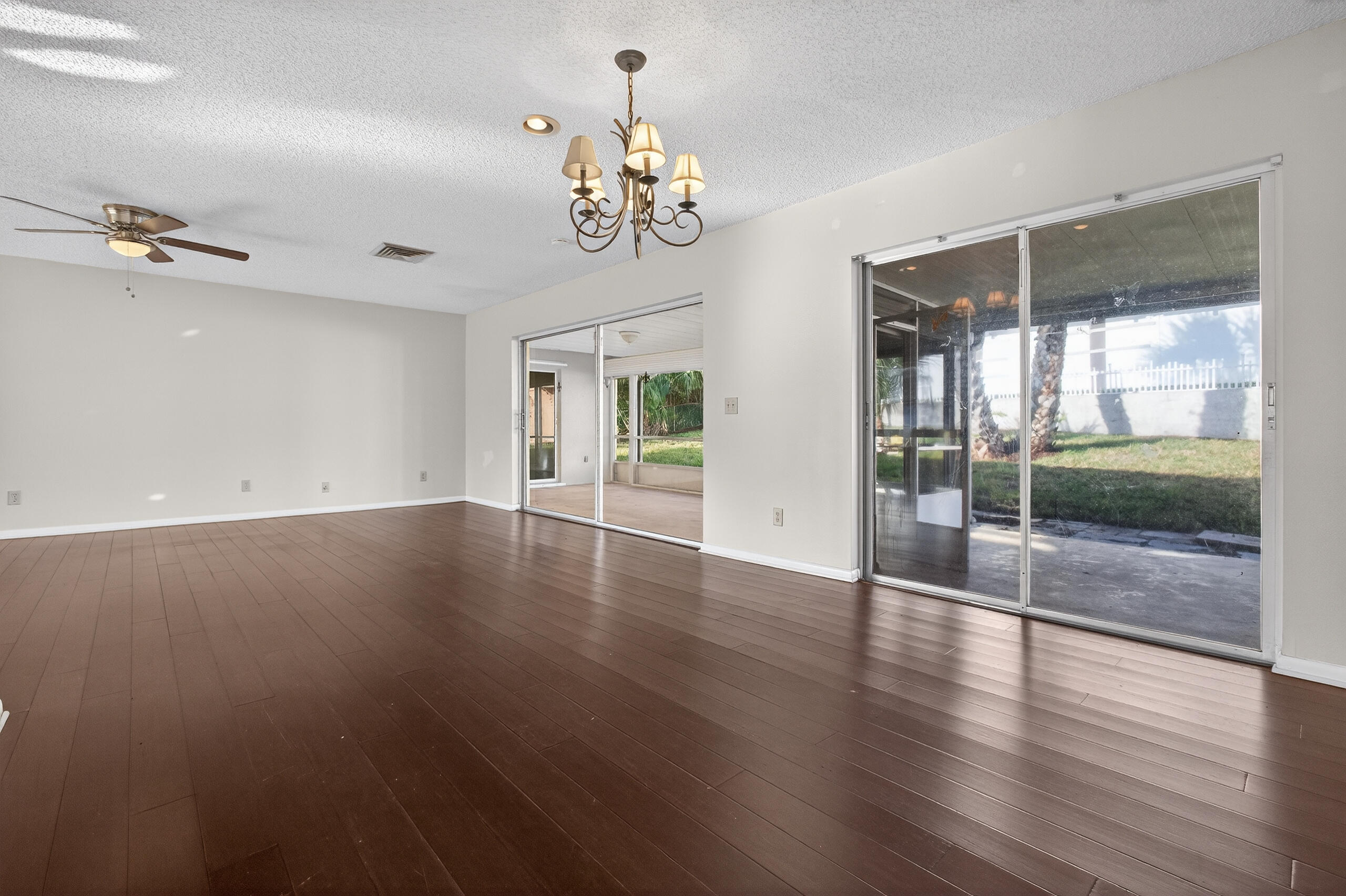 SOUTH JENSEN HEIGHTS - Residential