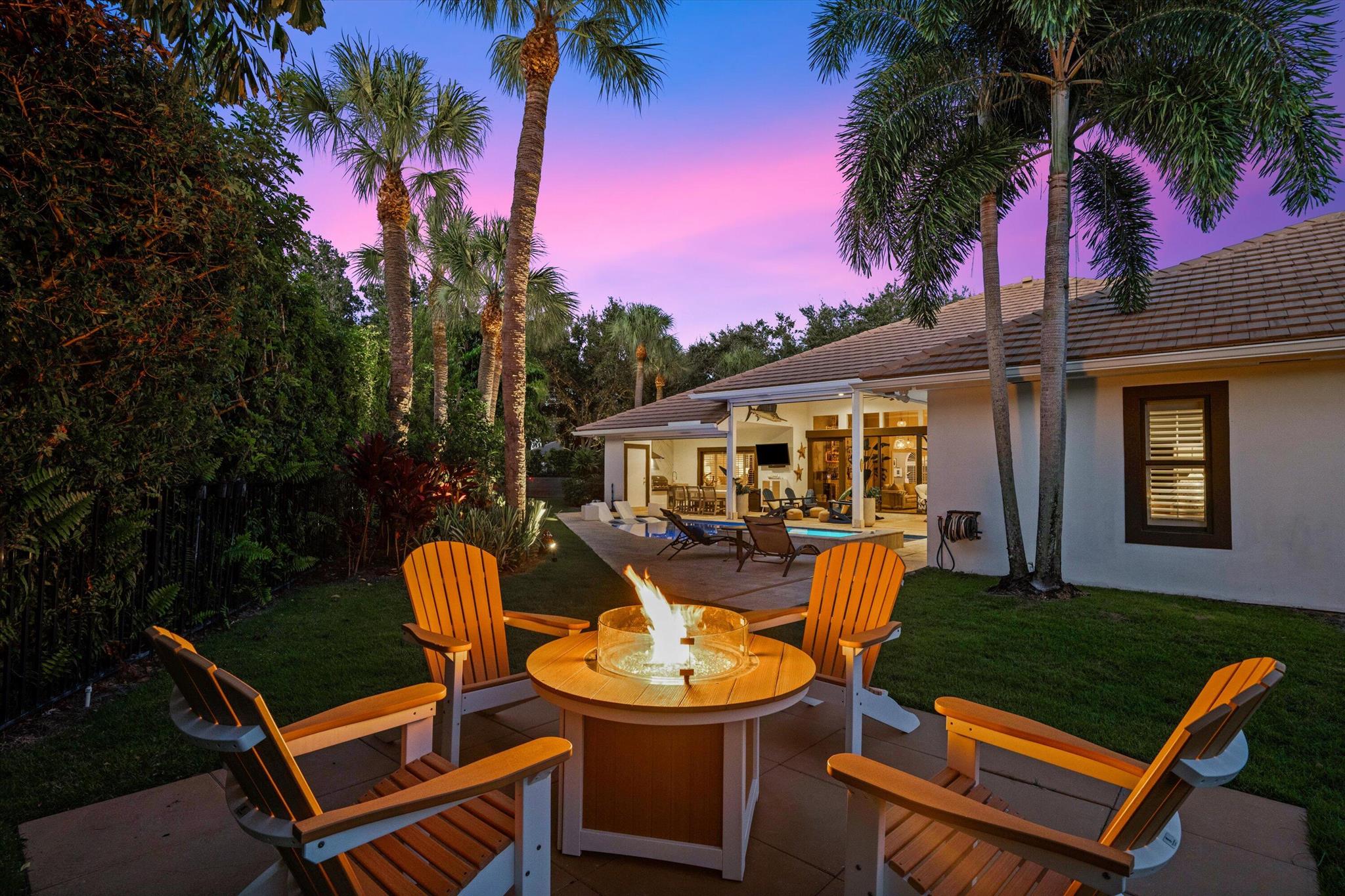 HERITAGE OAKS - Residential