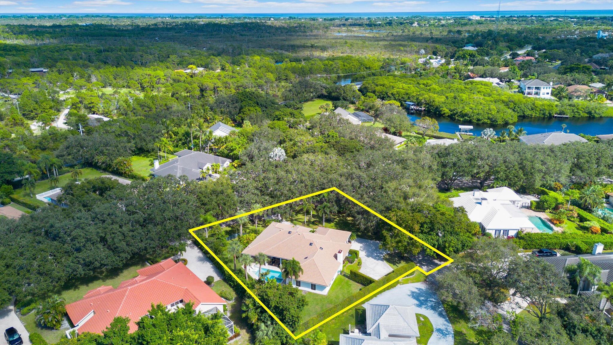 HERITAGE OAKS - Residential