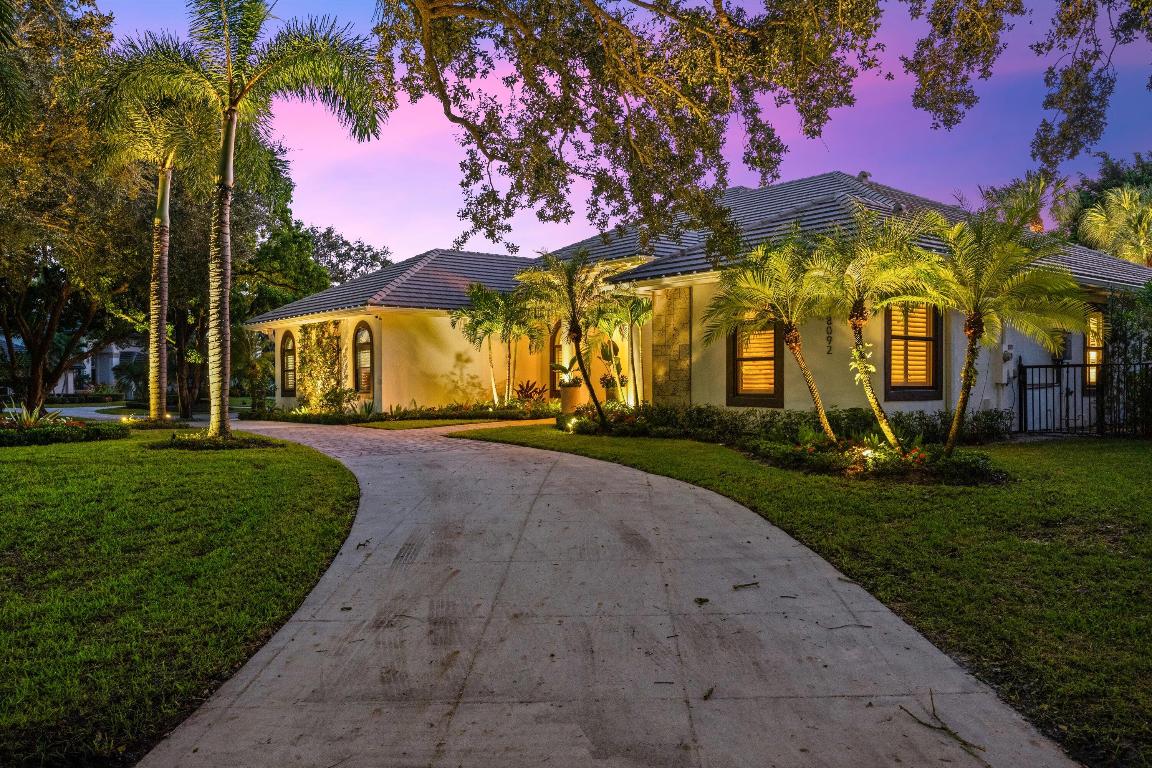 18092 SE Laurel Leaf Lane