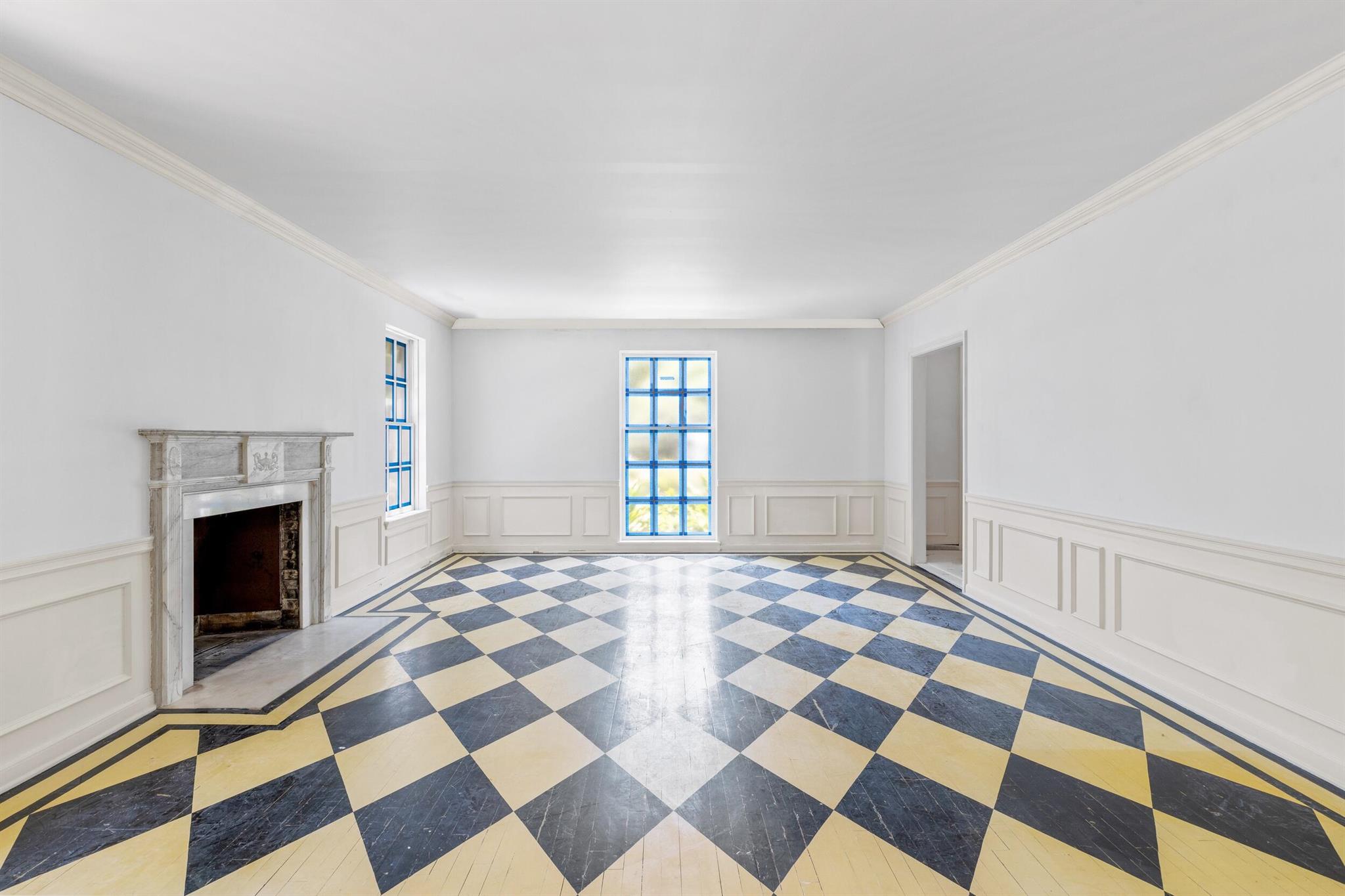 COCOANUT GROVE - Residential