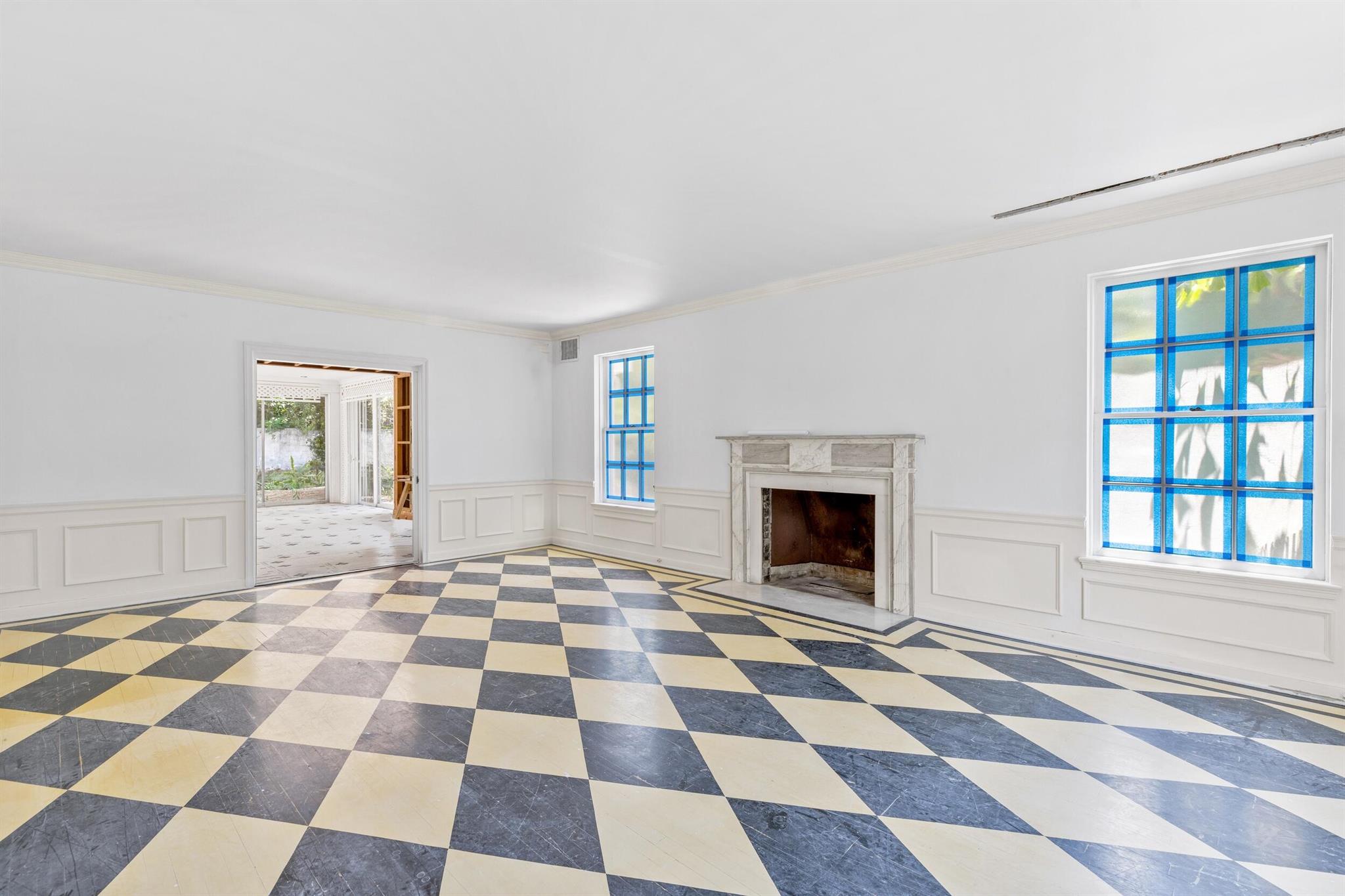 COCOANUT GROVE - Residential