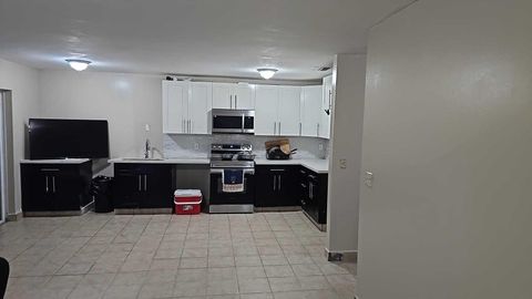 Single Family Residence in West Palm Beach FL 6688 Duval Avenue Ave 23.jpg