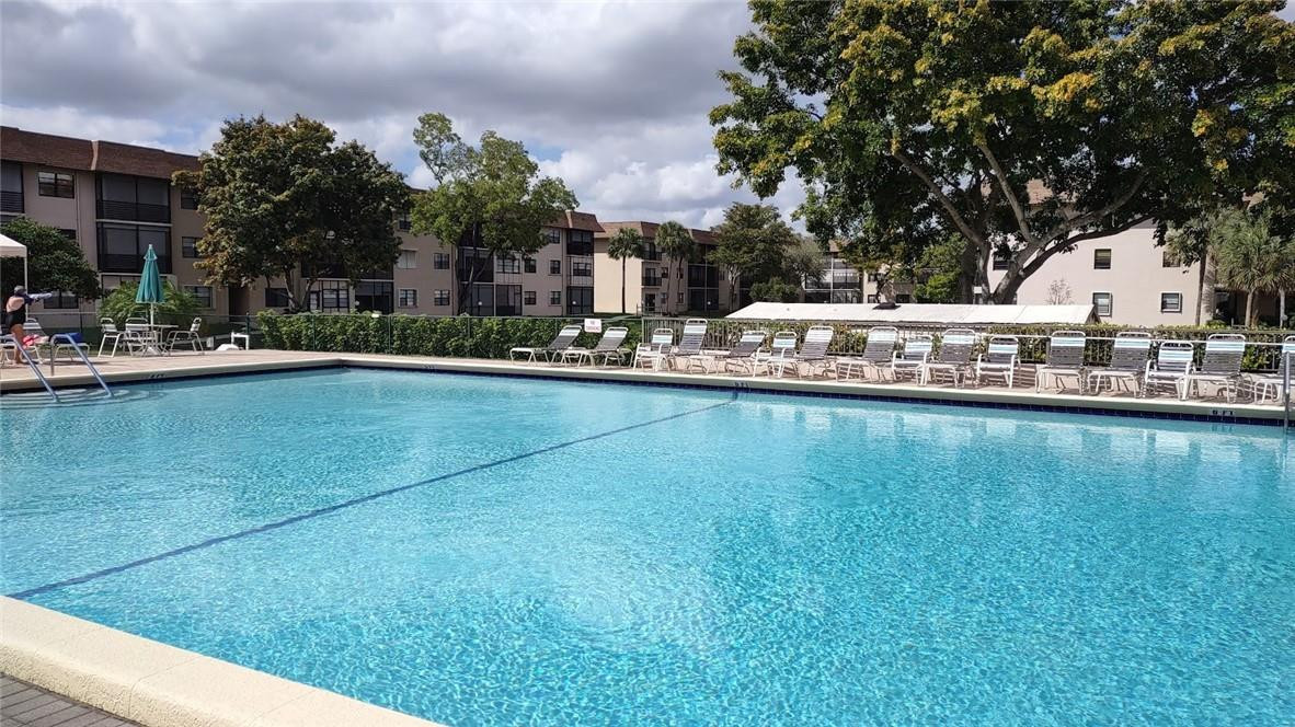 Lakes of Carriage Hills - Residential
