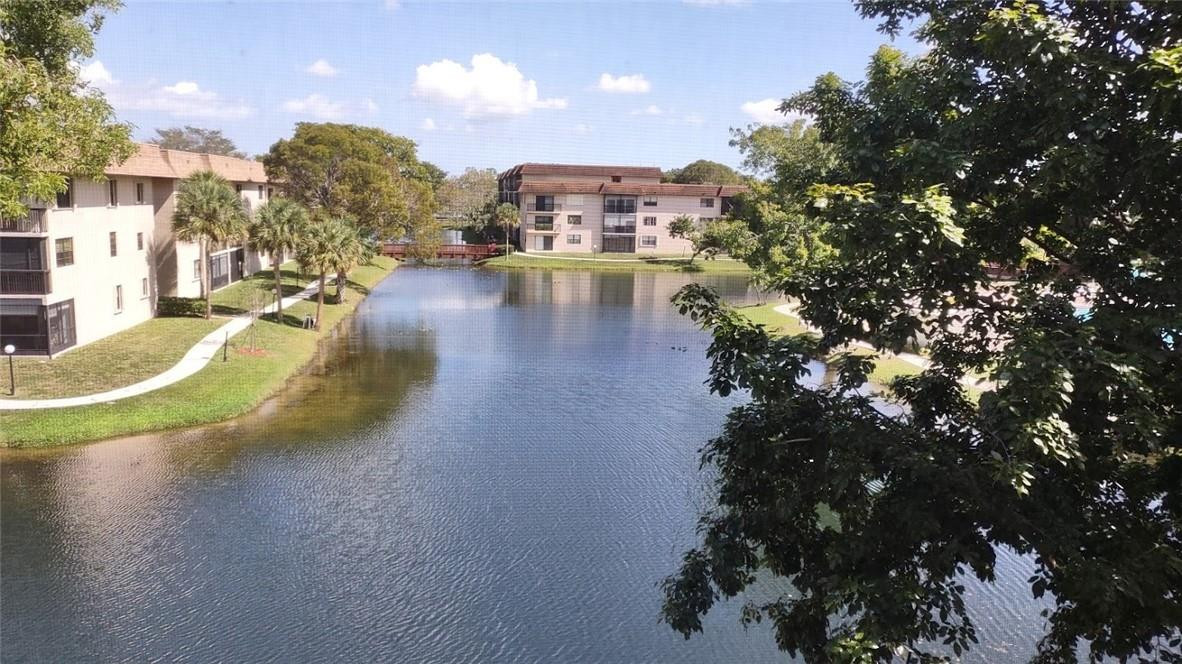 Lakes of Carriage Hills - Residential