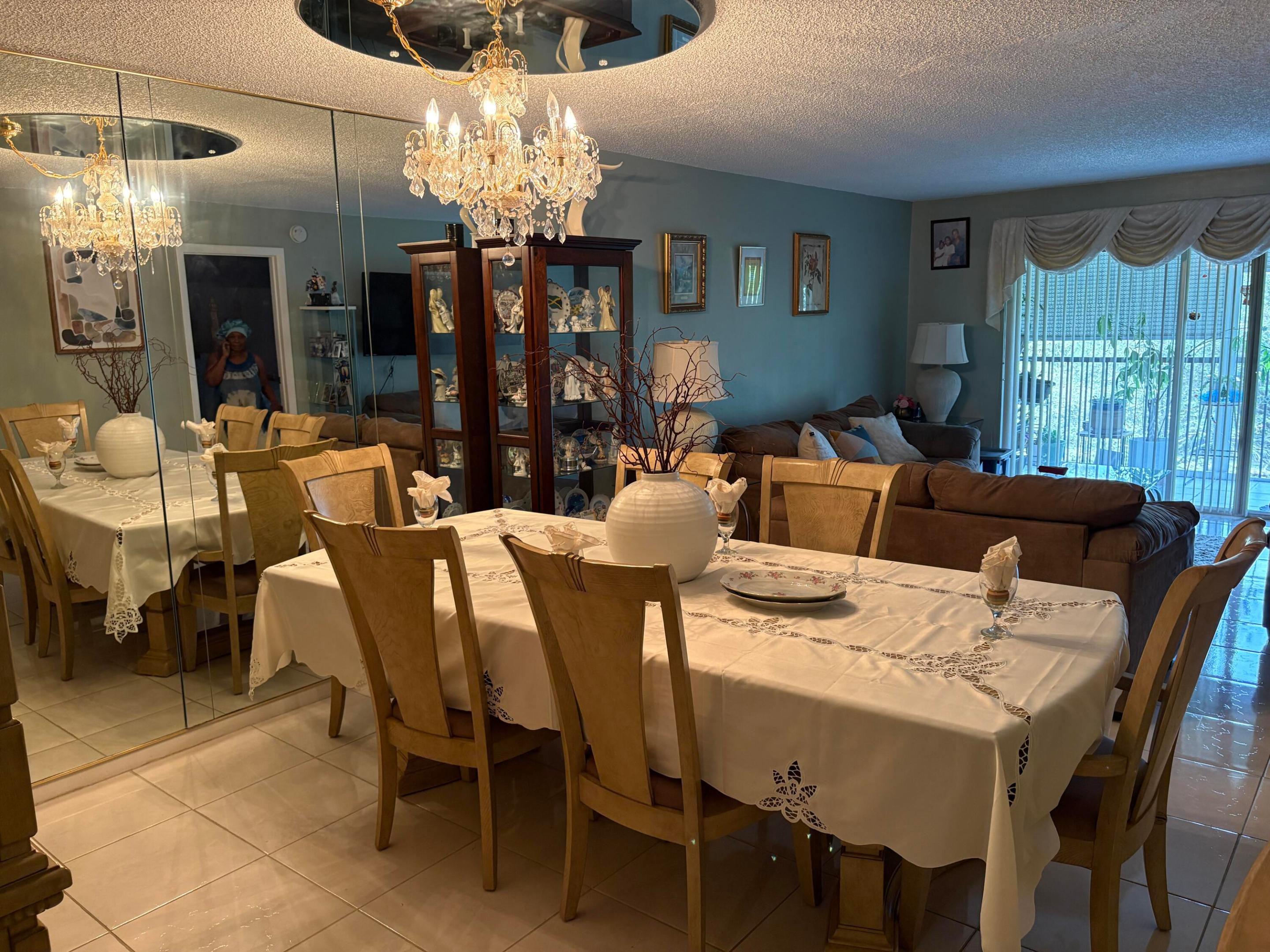 HI-GREENS OF INVERRARY - Residential