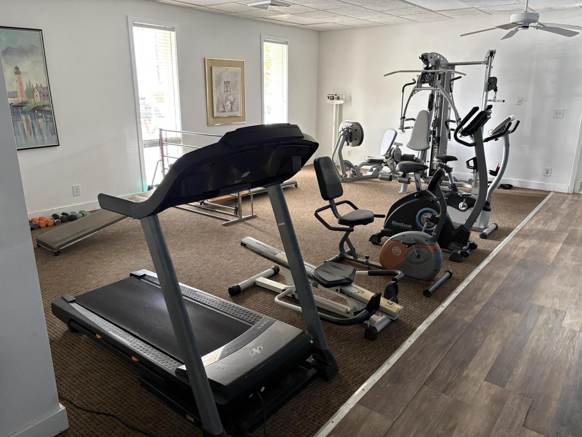 HI-GREENS OF INVERRARY - Residential