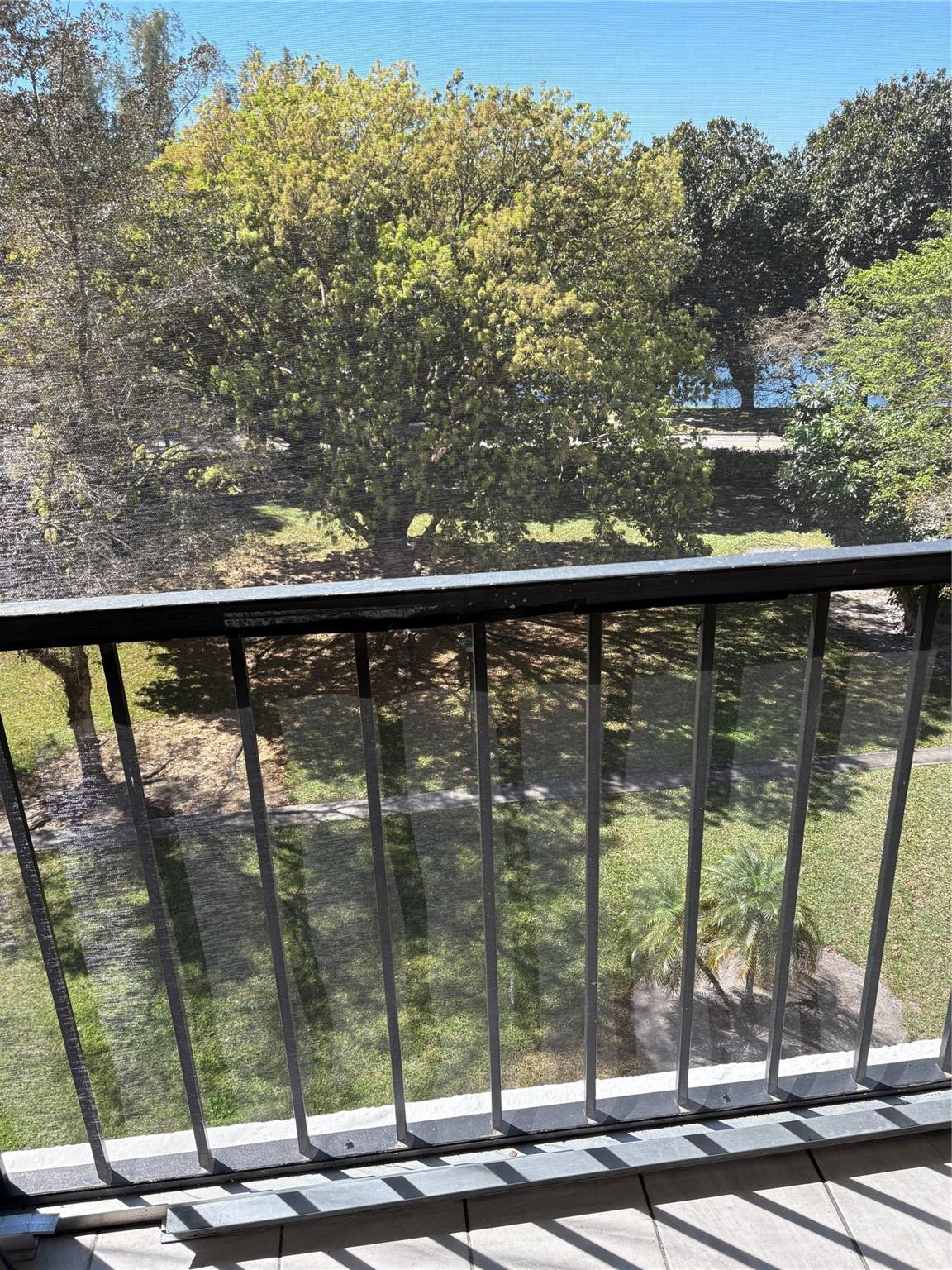 HI-GREENS OF INVERRARY - Residential