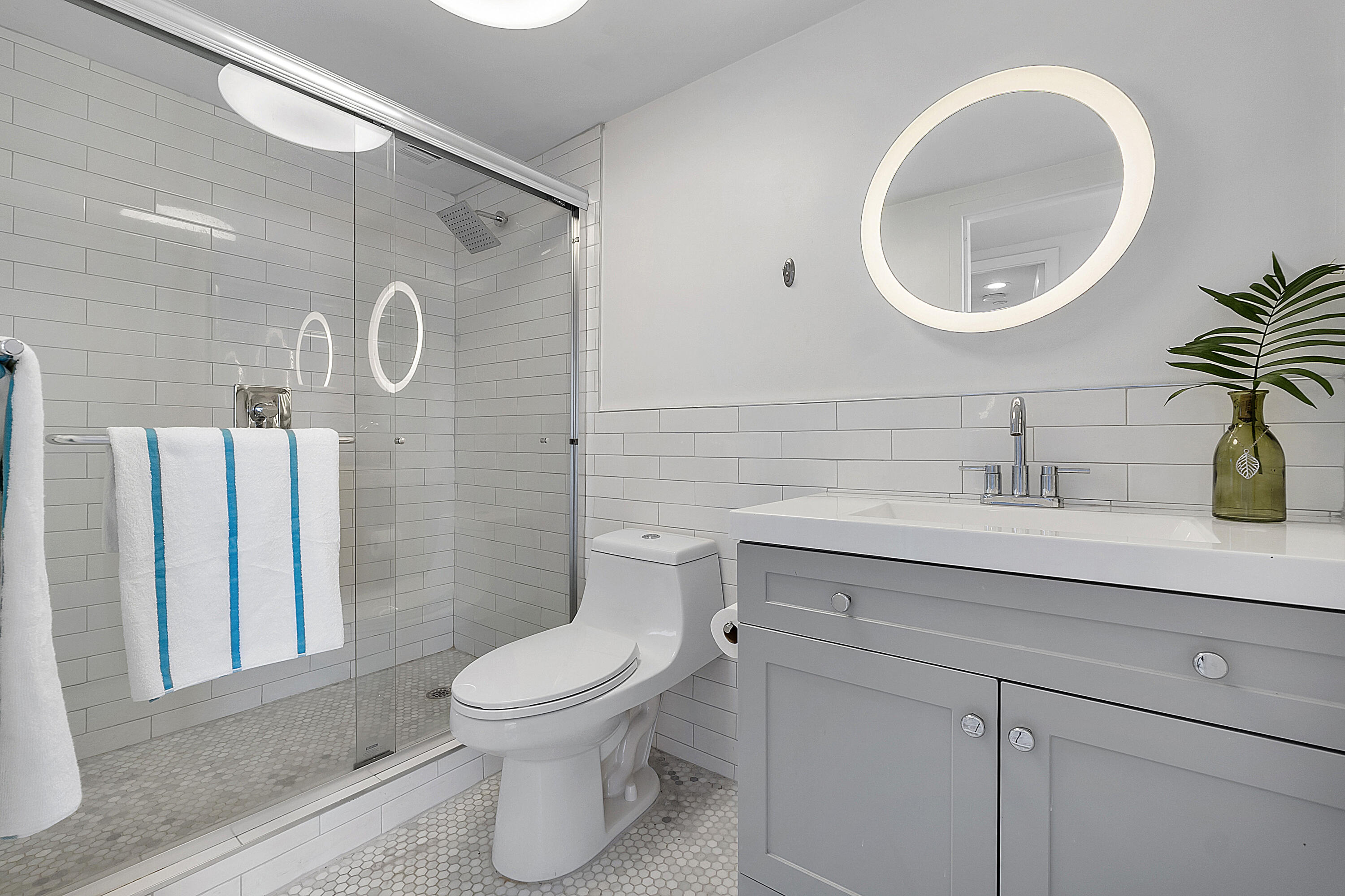 MAYA MARCA CONDO - Residential Lease