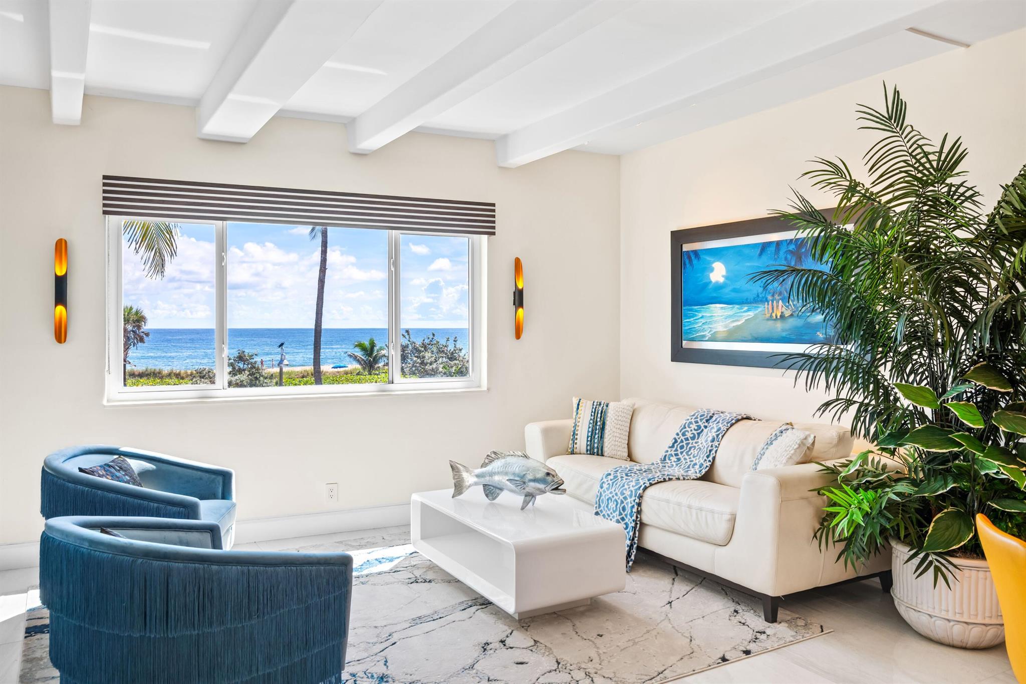View photos, virtual tours, details... 250 S Ocean Boulevard 252