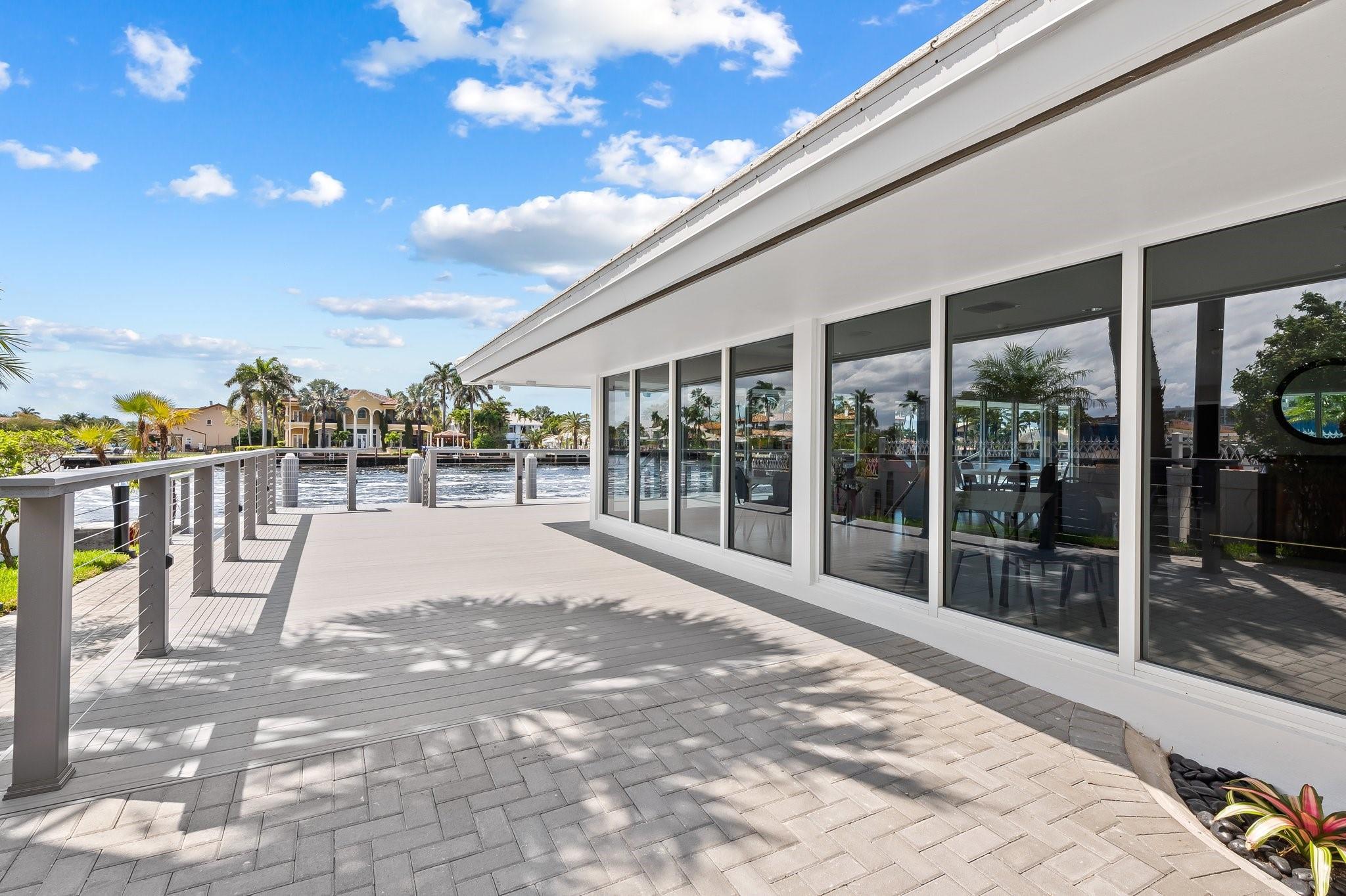Coral Ridge Towers East - Residential