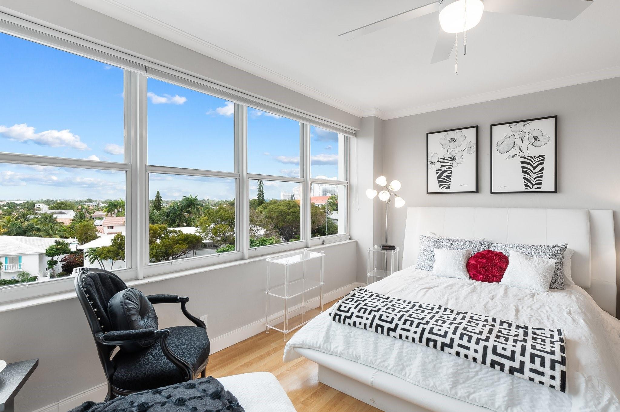 Coral Ridge Towers East - Residential