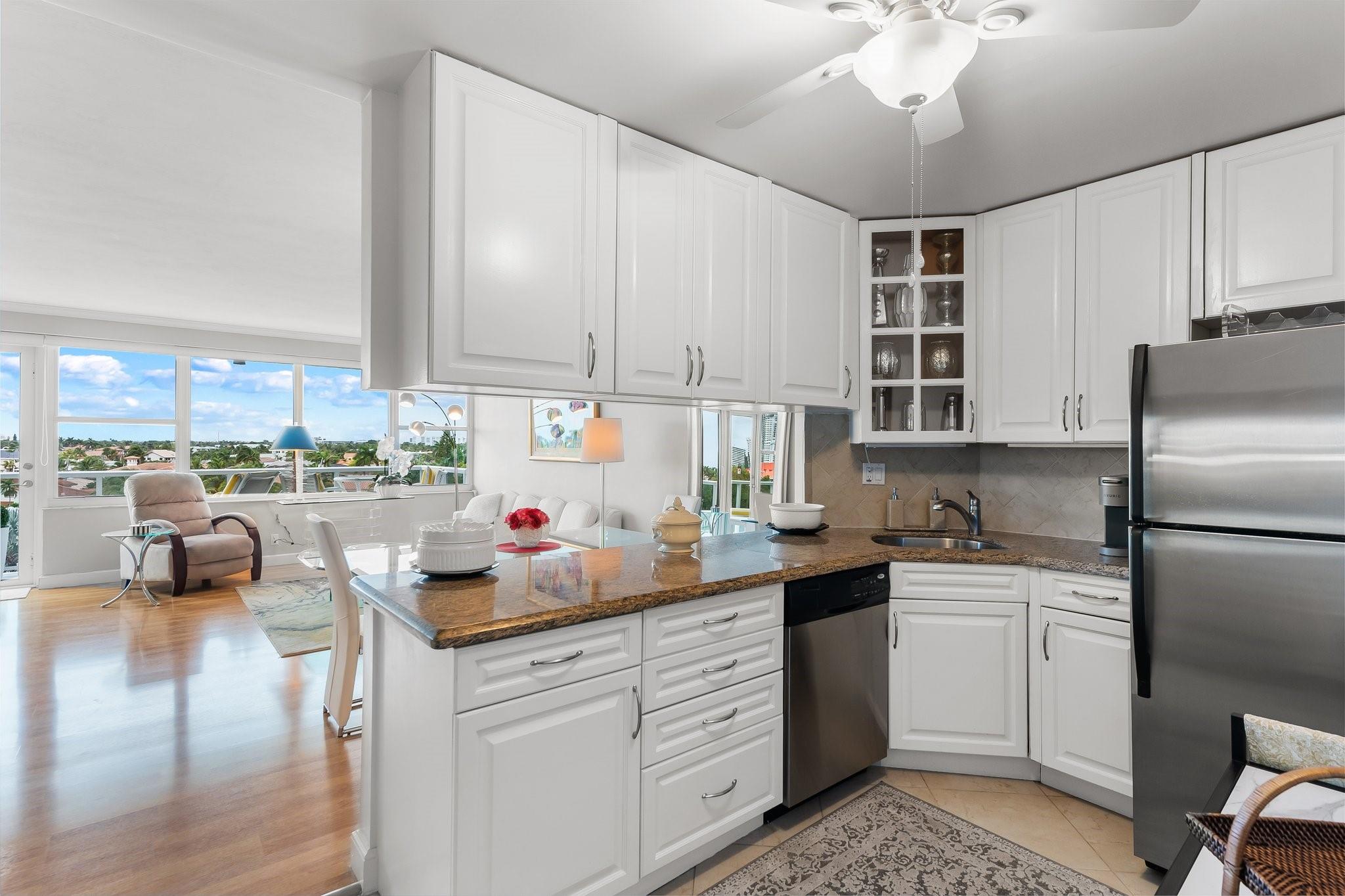 Coral Ridge Towers East - Residential