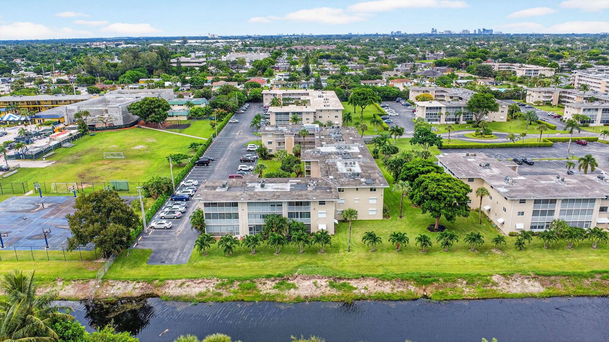 LAKE CLARKE GARDENS CONDO - Residential