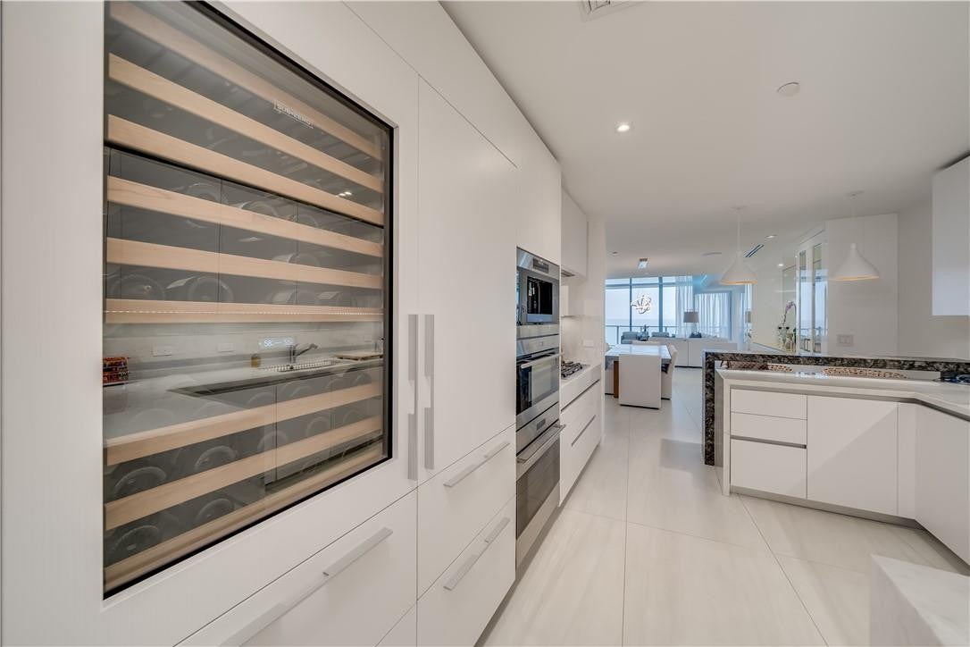 2200 N OCEAN Boulevard S904