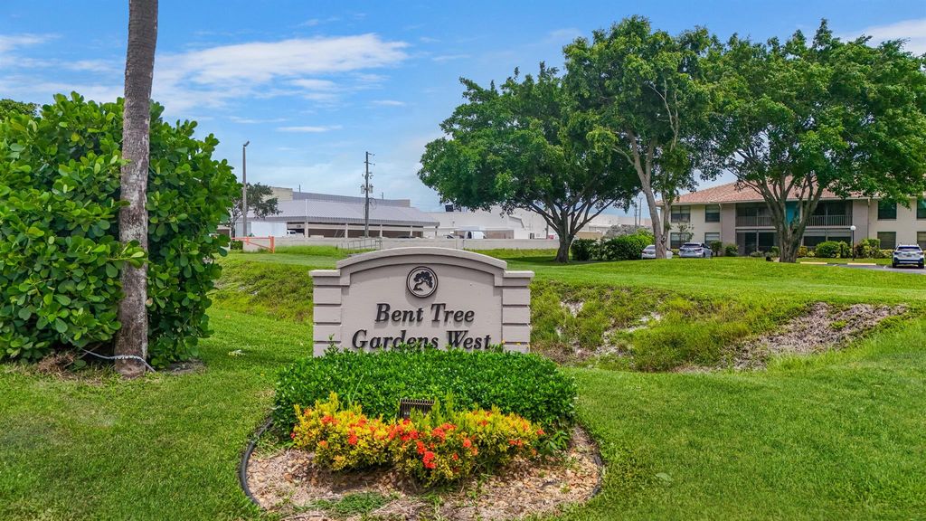 Photo of 9840 Pineapple Tree Drive #106, Boynton Beach, FL 33436 (MLS # R11064380)