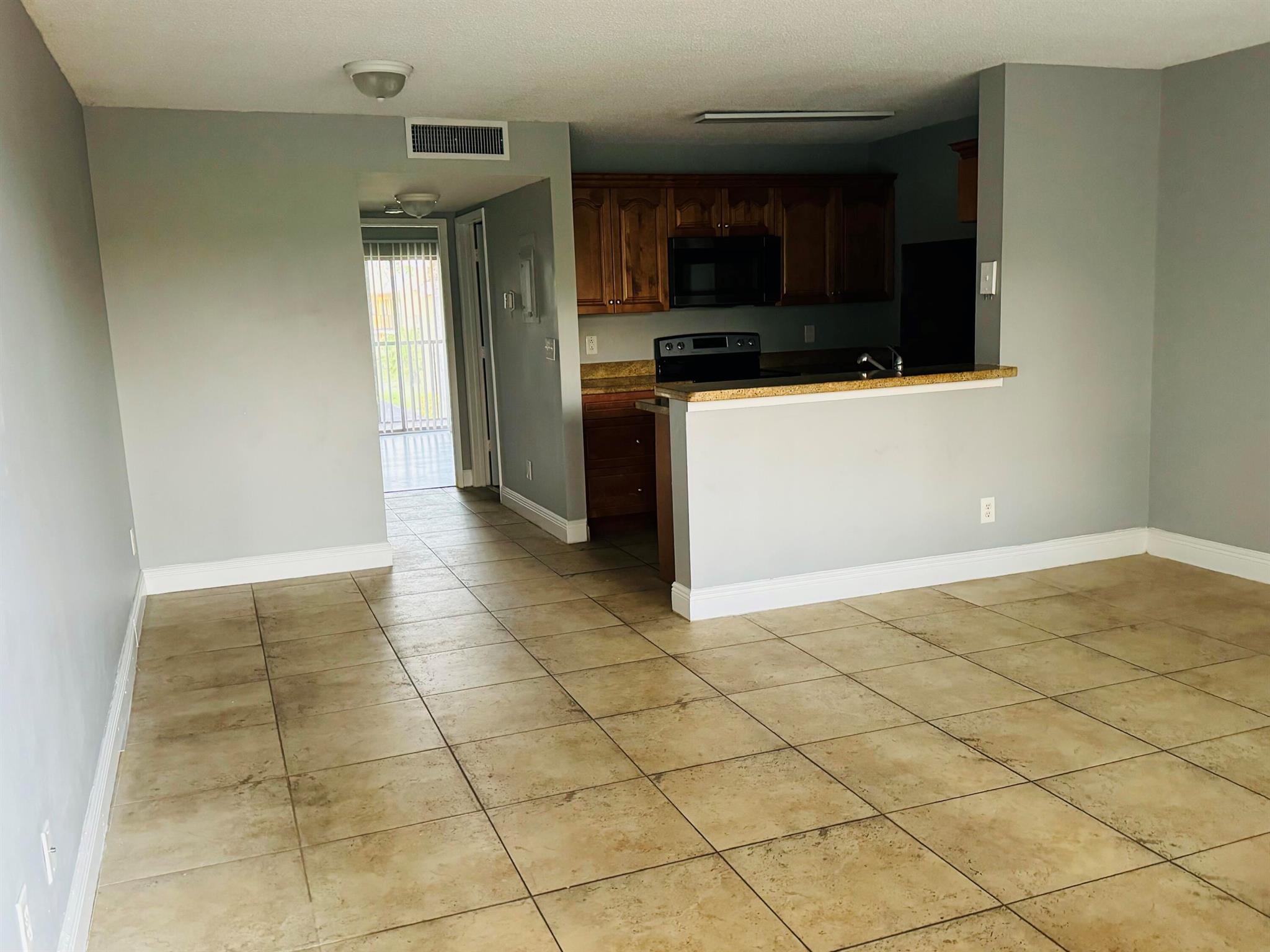 View Boynton Beach, FL 33436 condo