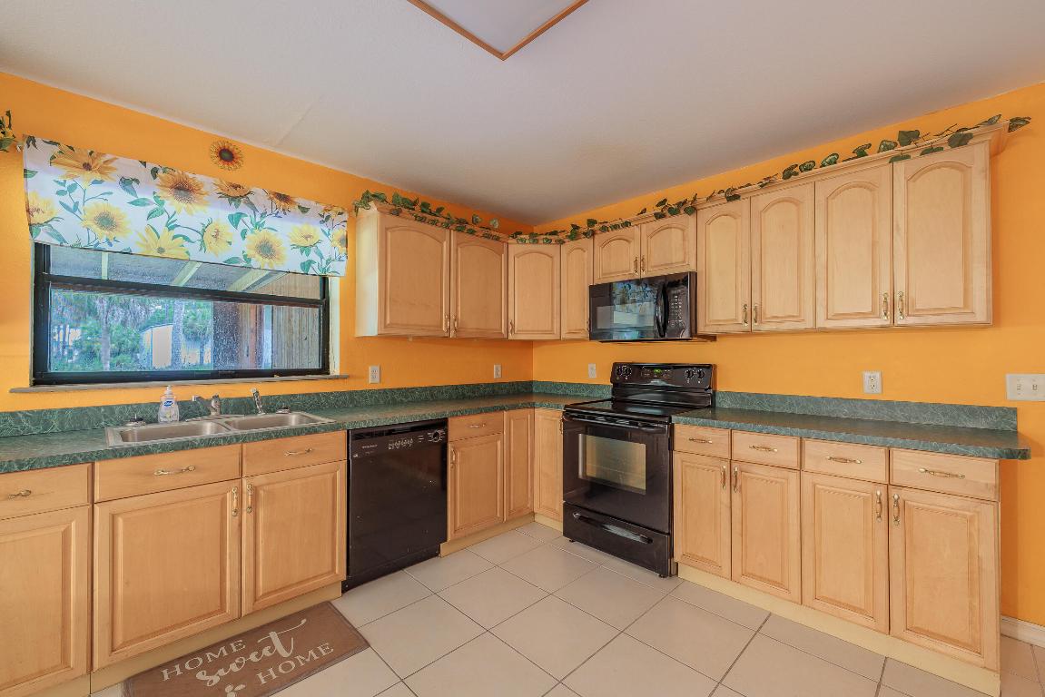 METES AND BOUNDS - Residential