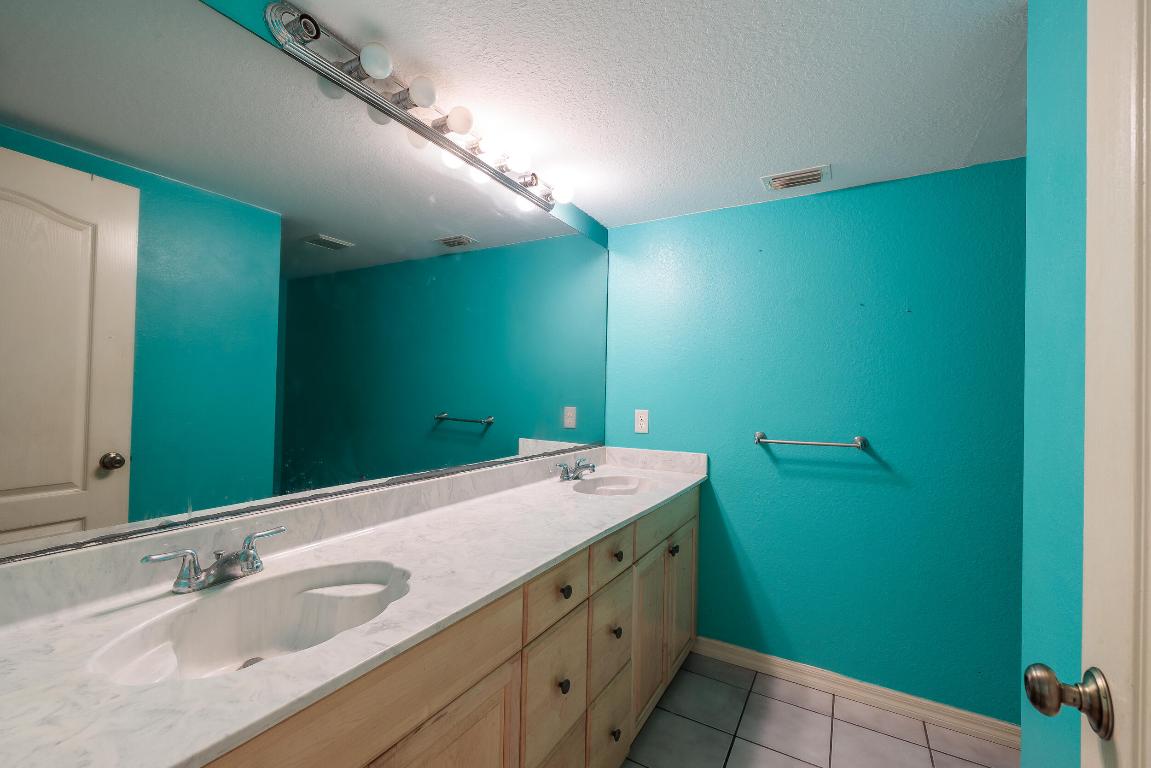 METES AND BOUNDS - Residential