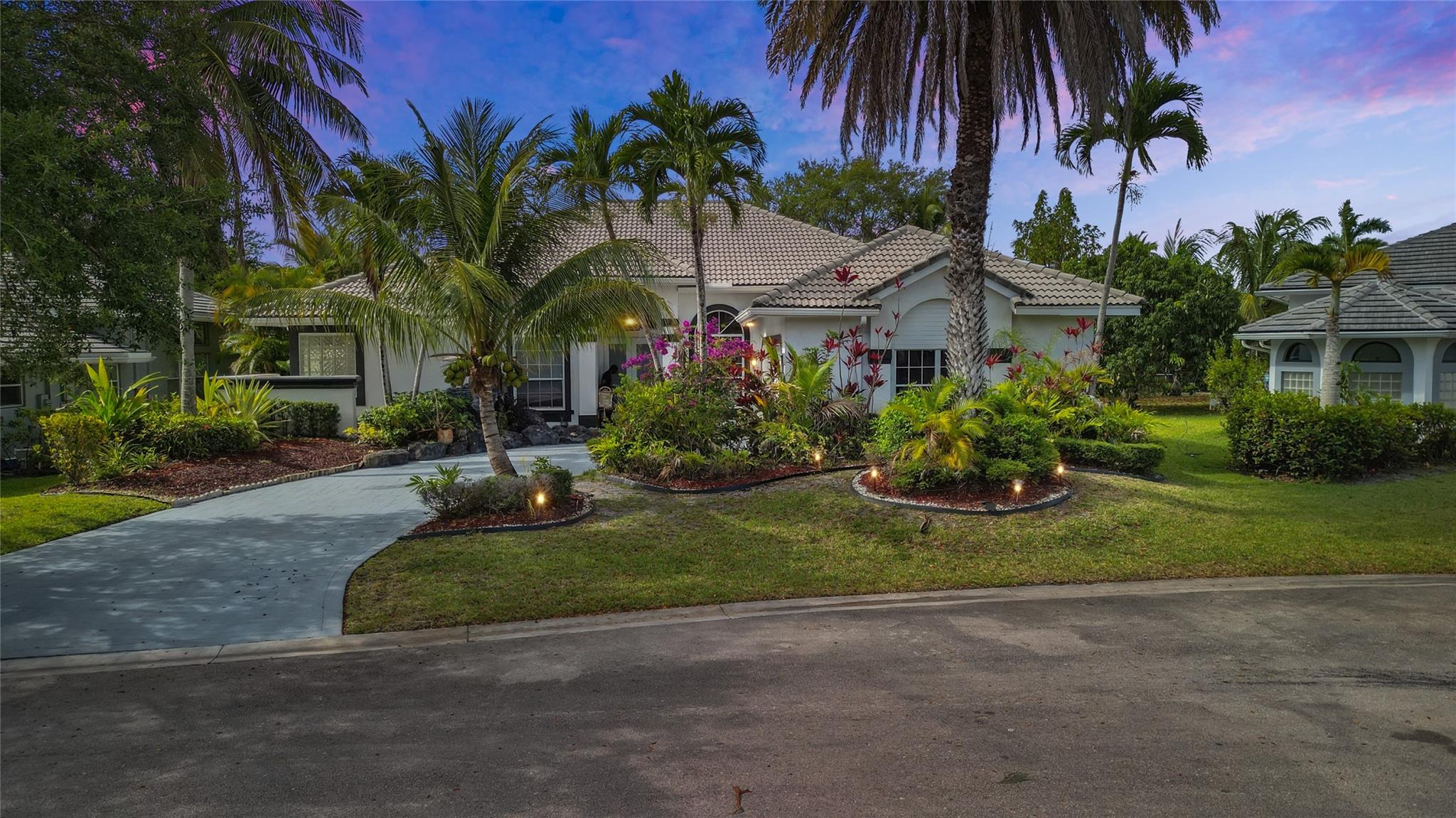 4964 NW 108th Ter