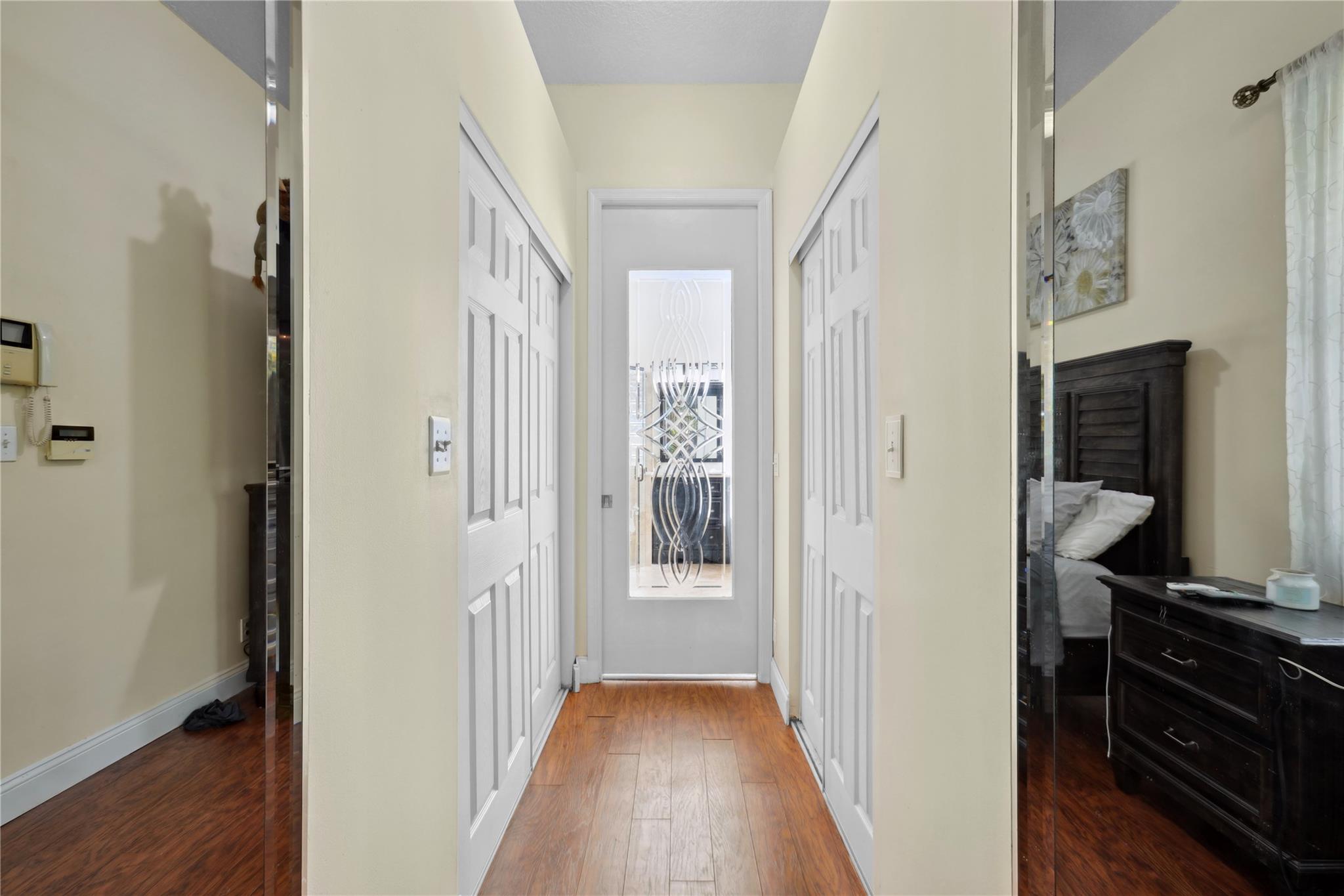 Kensington 146-39 B - Residential