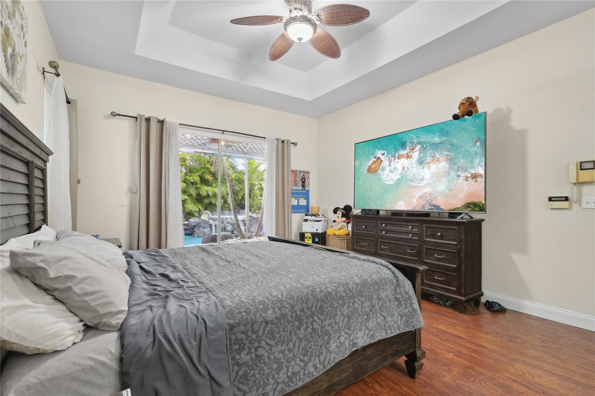 Kensington 146-39 B - Residential