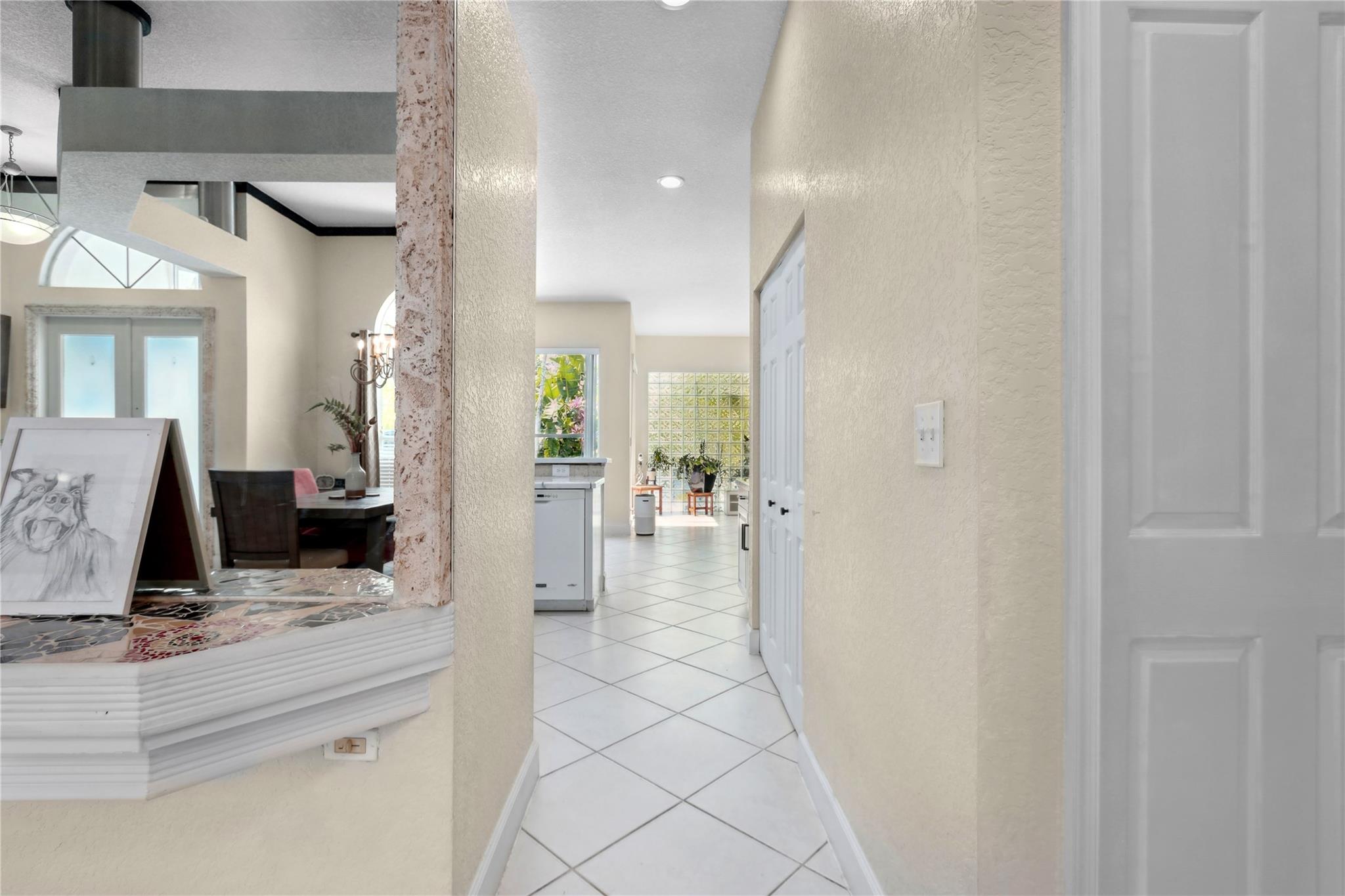 Kensington 146-39 B - Residential