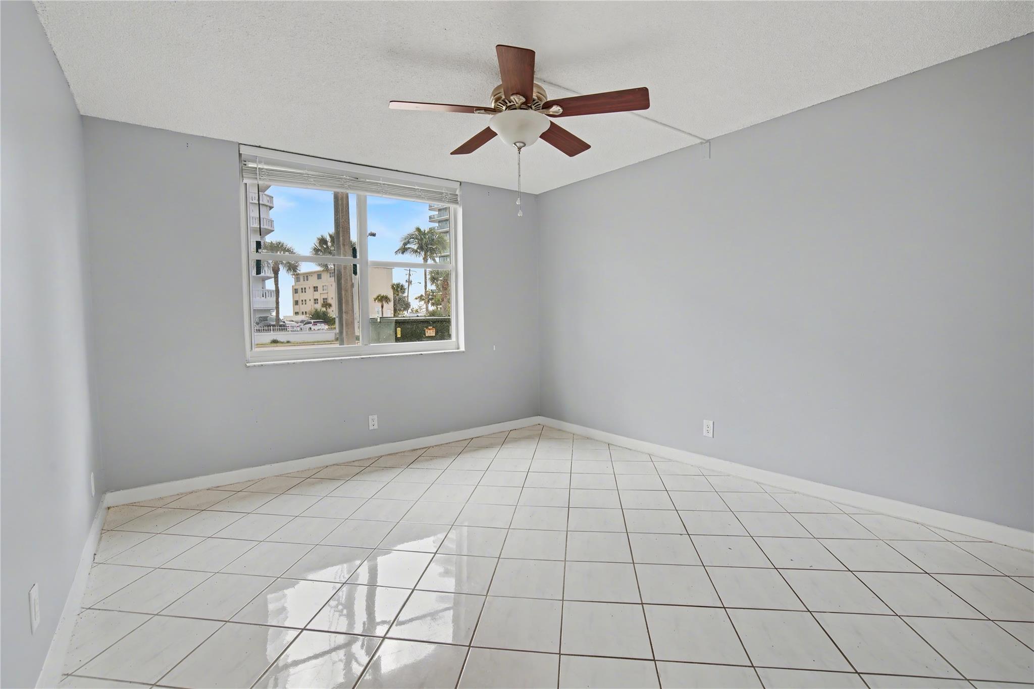 TRADEWINDS OF POMPANO - Residential Lease
