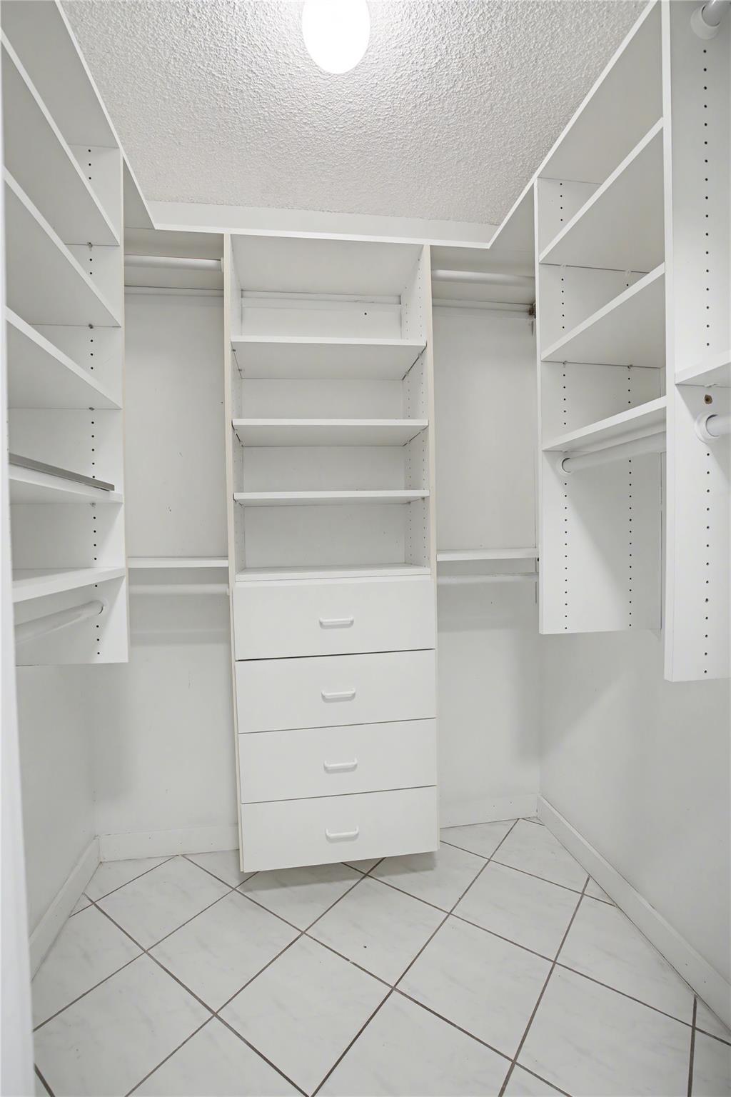 TRADEWINDS OF POMPANO - Residential Lease