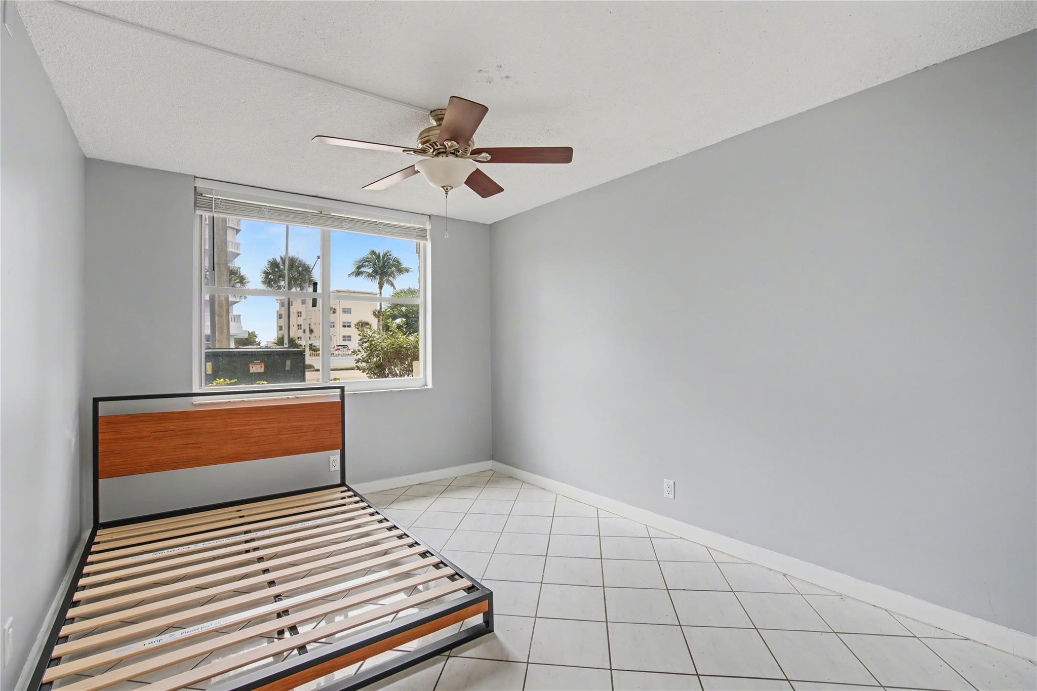 TRADEWINDS OF POMPANO - Residential Lease