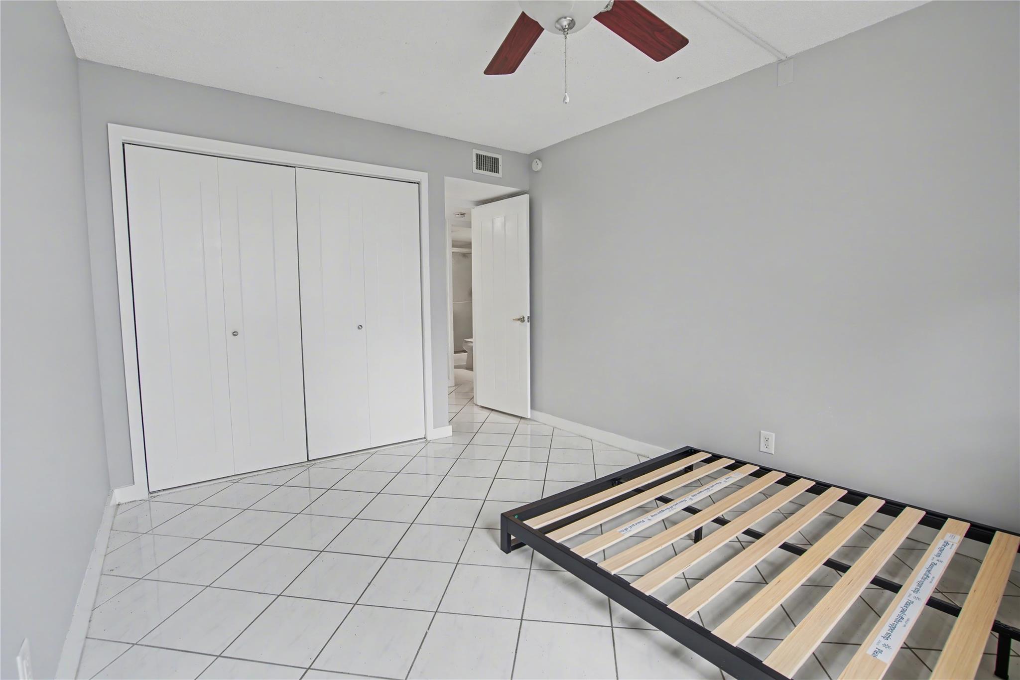 TRADEWINDS OF POMPANO - Residential Lease