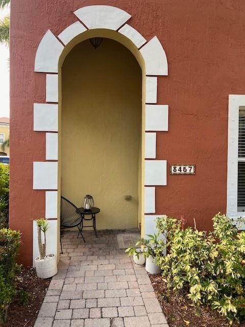 Beautiful, UPGRADED corner 3/2/1 townhome in gated community. Fully Upgraded! Open kitchen with newer granite counter tops, newer stainless steel appliances. Wood flooring on stairways and second floor hallways and bedrooms. Newer light fixtures/fans. Freshly painted throughout. Washer/Dryer in unit. Relax and enjoy spacious community pool.
****Tenant must provide proof of renters insurance prior to move-in.***** Min Credit Score, 700 - one person must have a minimum credit score of 700 and the other at least 685 - no exceptions; must be working the same job for a minimum of 2 years; income - 3x the rent; application for background must be through Rentspree; No evictions; no bankruptcy. See Show assist for Gate Code and schedule showings.