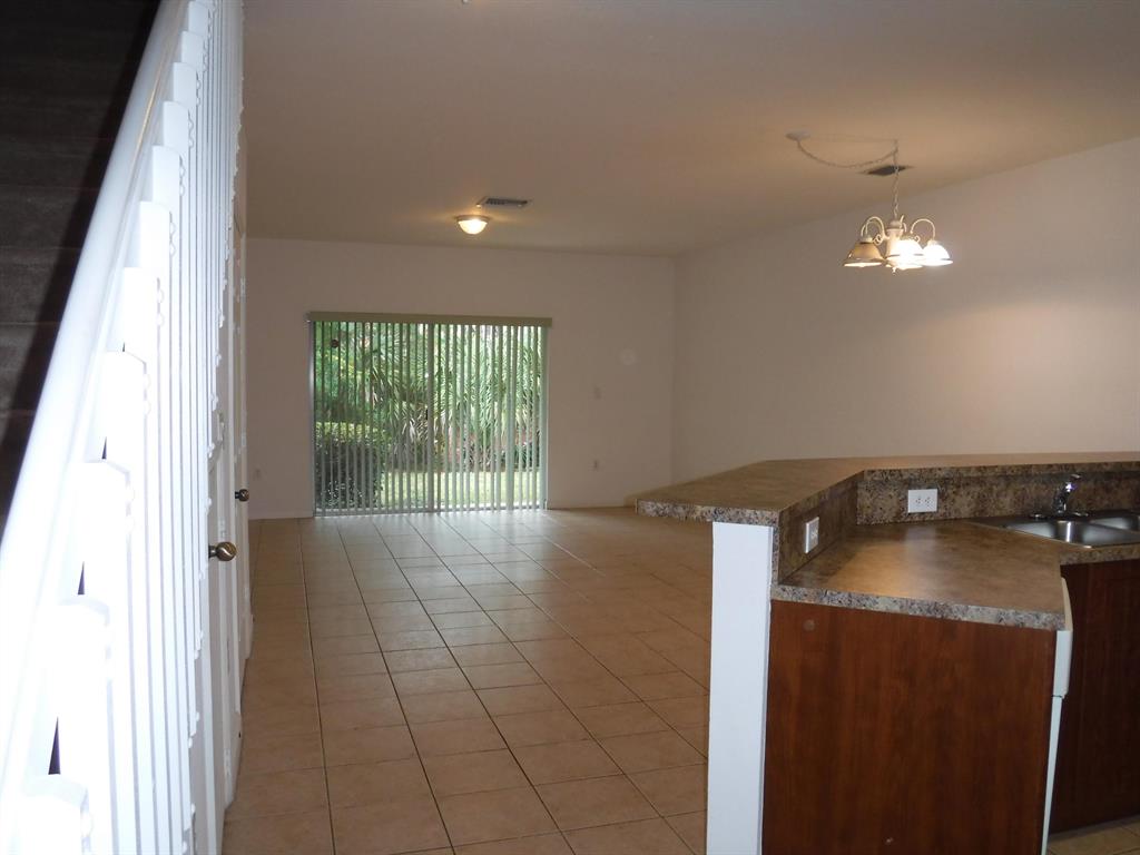 MARINER VILLAGE OF M.C. CONDO - Residential