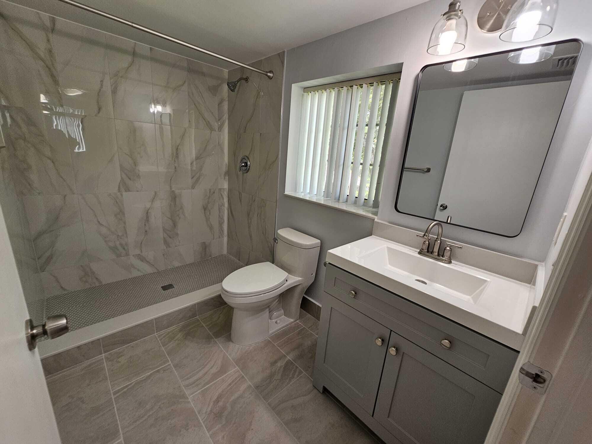 GRAND VIEW AT CRESTWOOD CONDO - Residential Lease