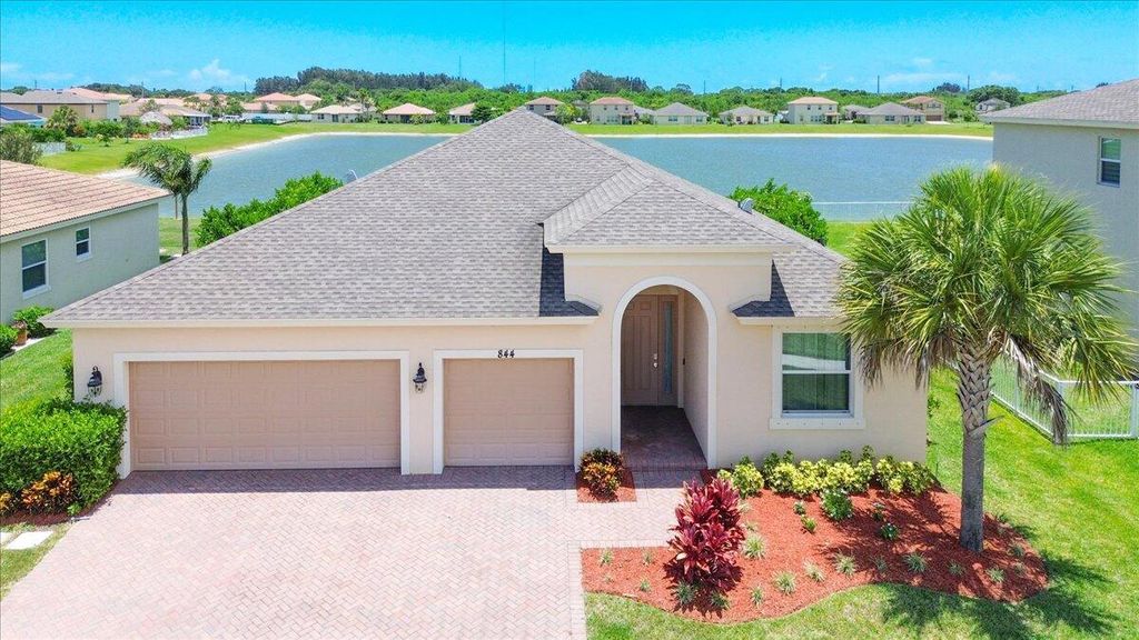 Photo of 844 Gairloch Lane, Fort Pierce, FL 34947 (MLS # R11100032)