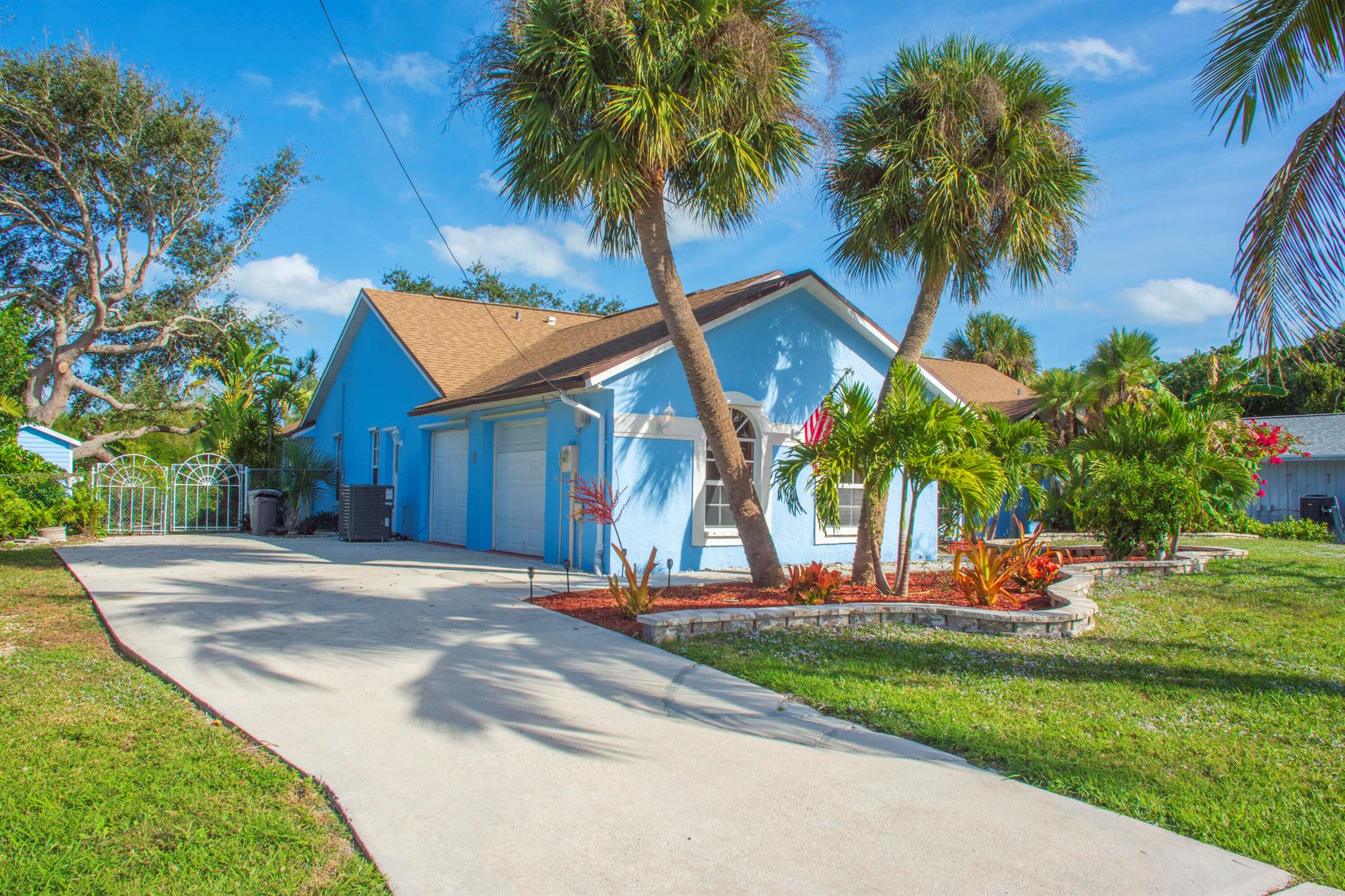 COASTAL COVES UNIT 1 - Residential Lease