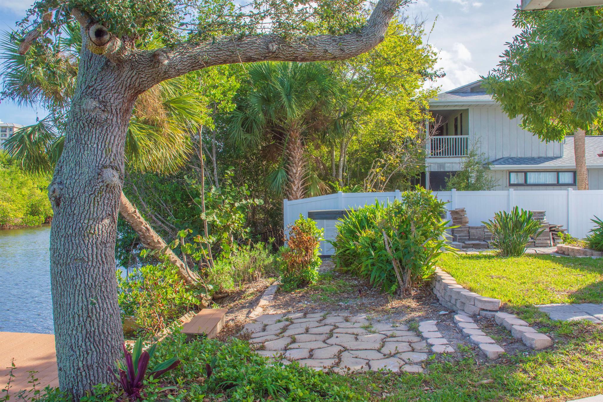 COASTAL COVES UNIT 1 - Residential Lease