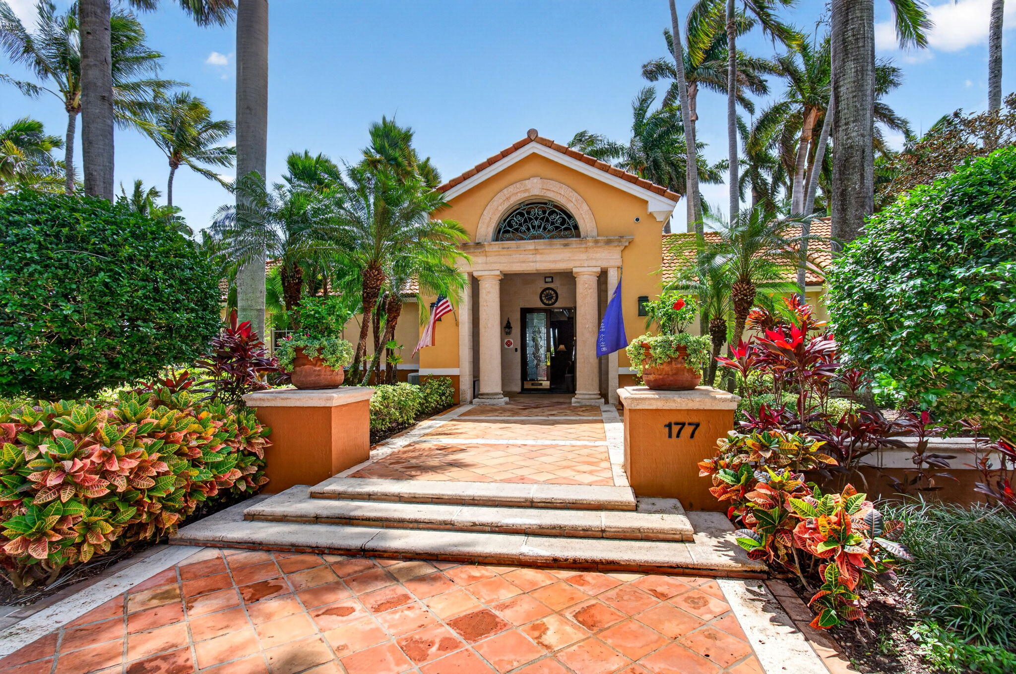 Yacht Club - Residential Lease