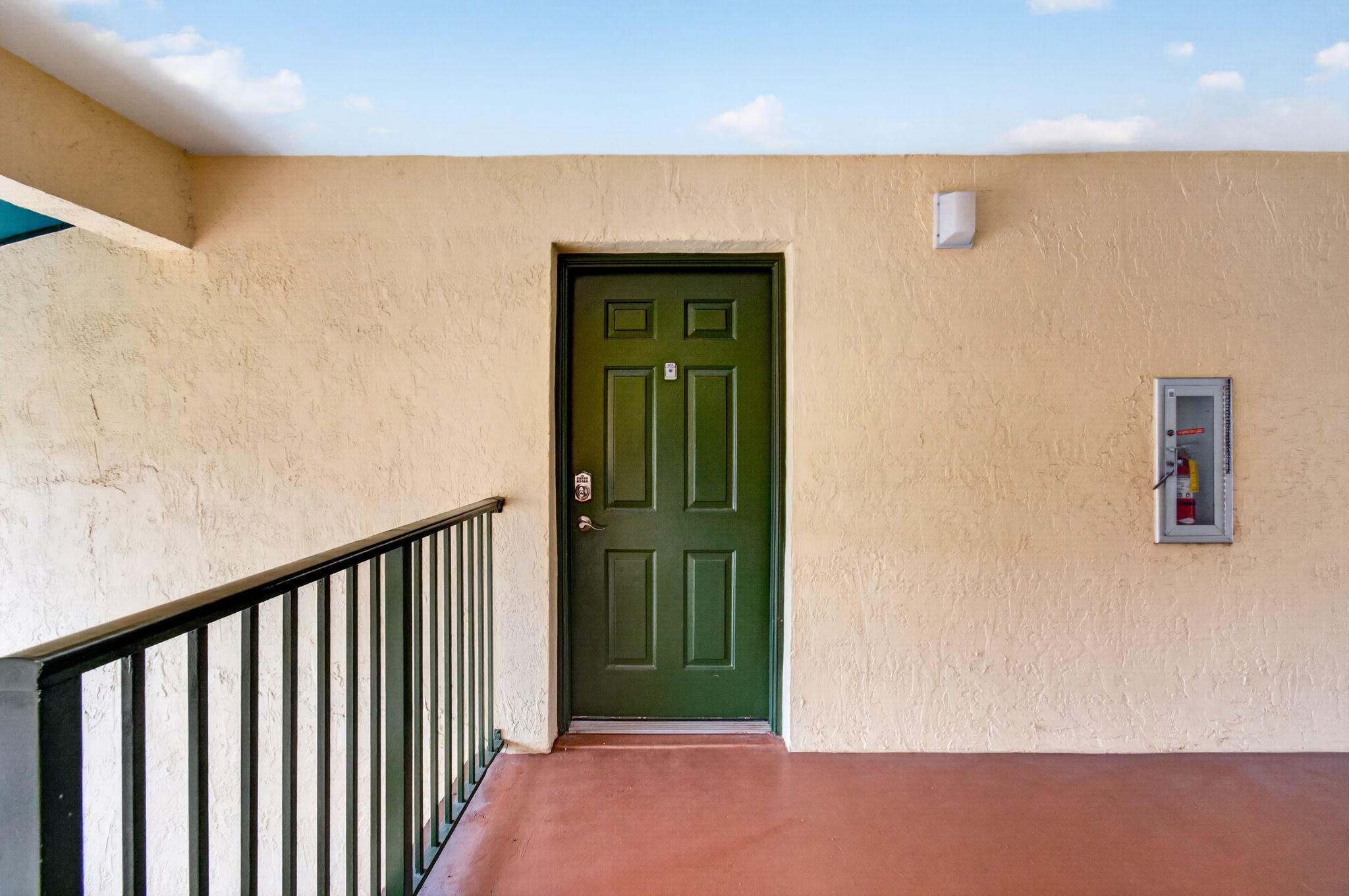 Yacht Club - Residential Lease